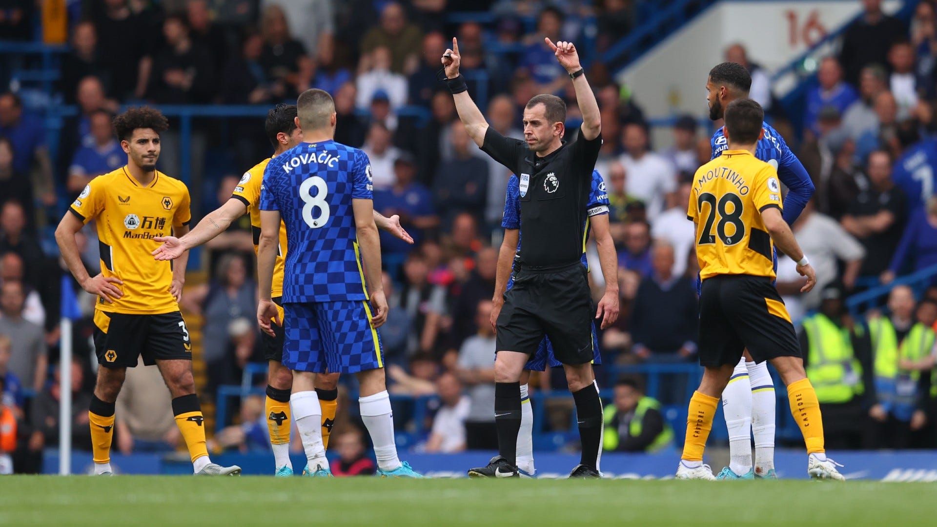 Chelsea left infuriated as Loftus-Cheeks Wolves strike overturned by VAR Goal
