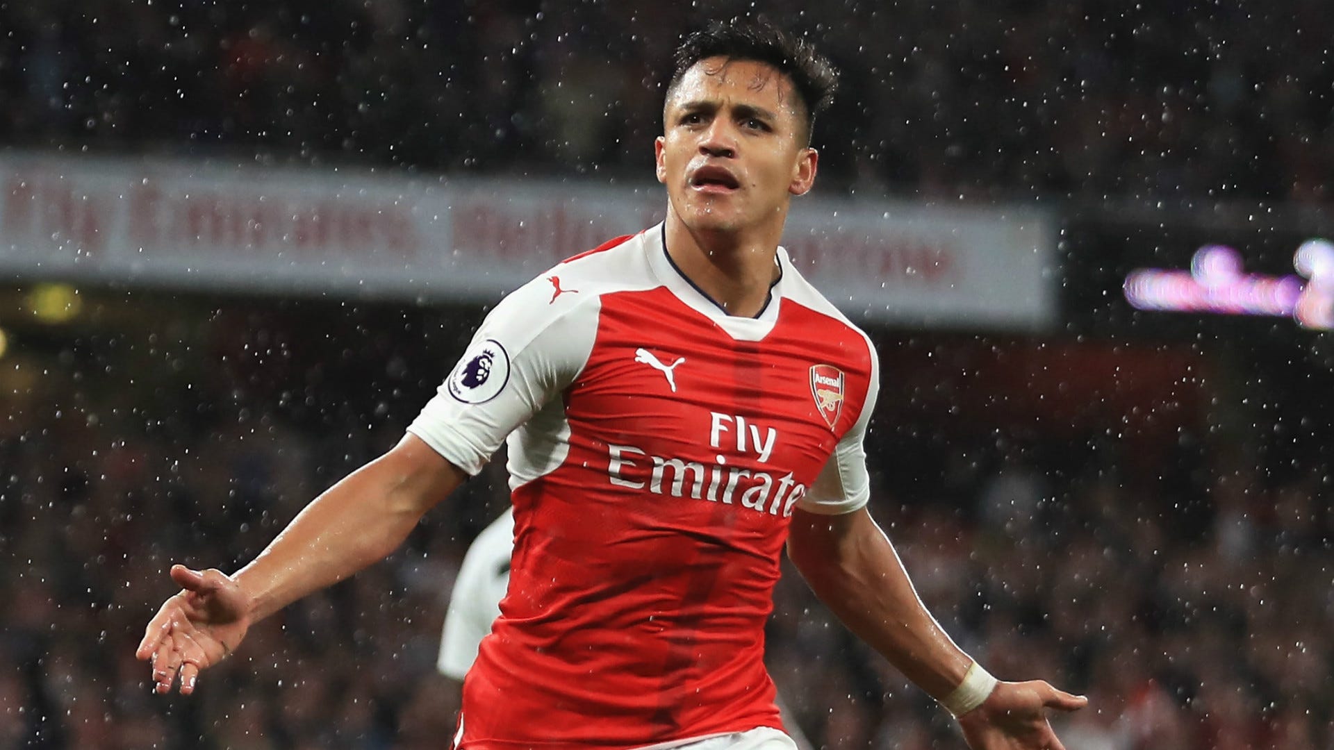 En smule Udlevering lave mad Alexis Sanchez, Borussia Dortmund and Napoli help Soccerway to another  profit | Goal.com India