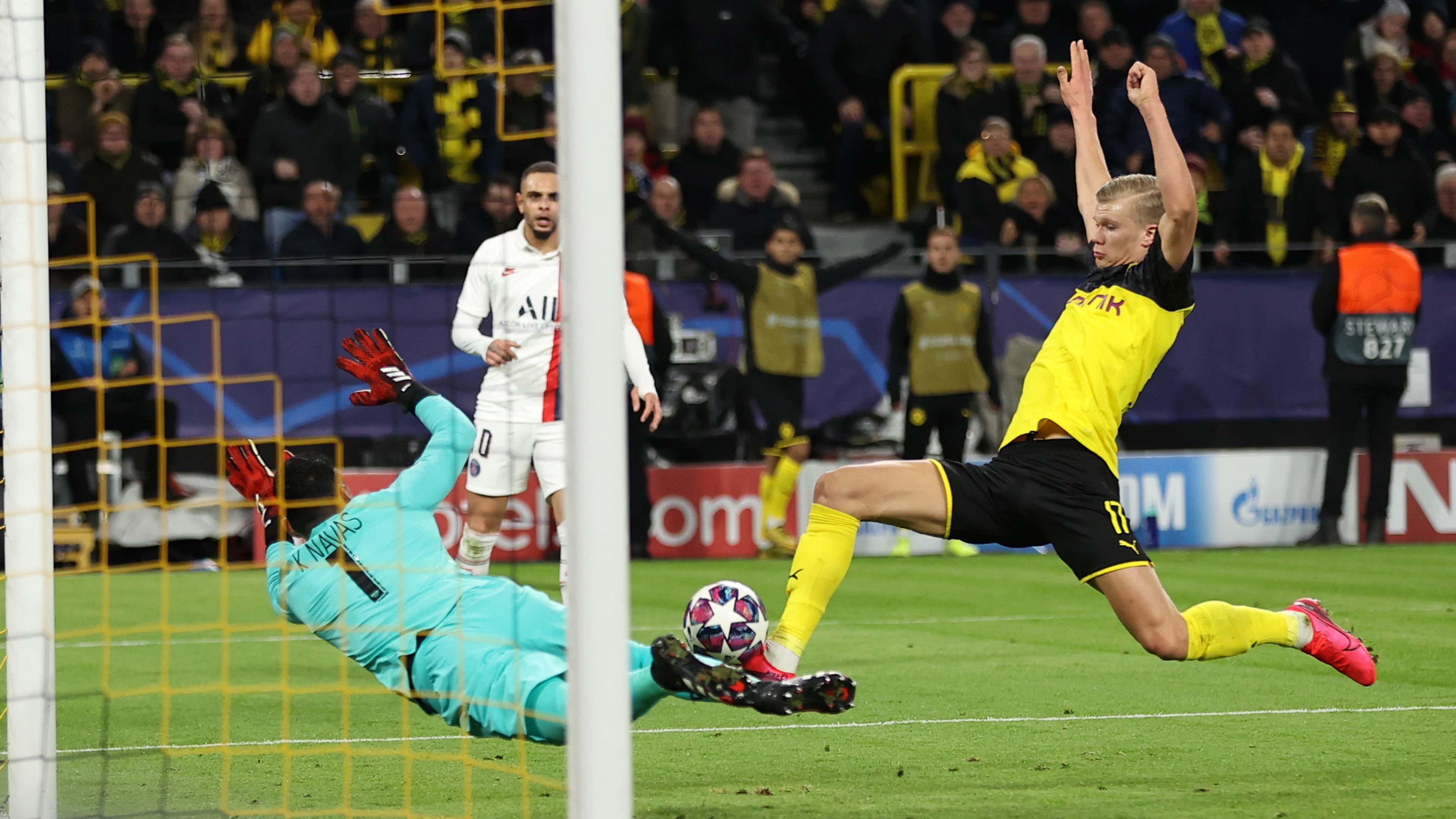 Erling Haaland scores for Borussia Dortmund vs PSG