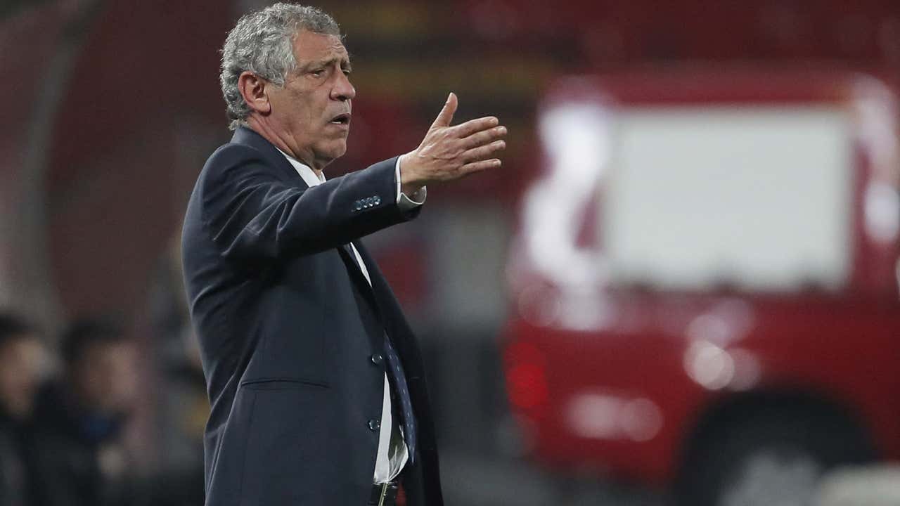 Santos pede VAR após gol de Ronaldo ter sido anulado no empate de Portugal com a Sérvia