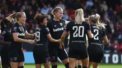 Dagny Brynjarsdottir West Ham Women 2022-23