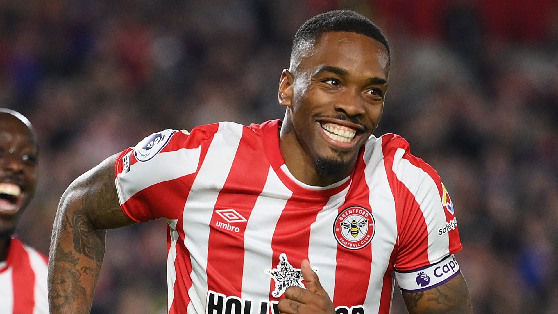 Toney to Man Utd or Chelsea? Premier League giants advised to snap up ‘different level’ striker from Brentford - Goal.com