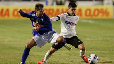 Cruzeiro Corinthians Everton Ribeiro Fagner 2014