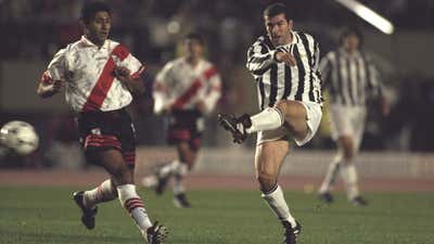 Zinedine Zidane Juventus River Plate Intercontinental Cup