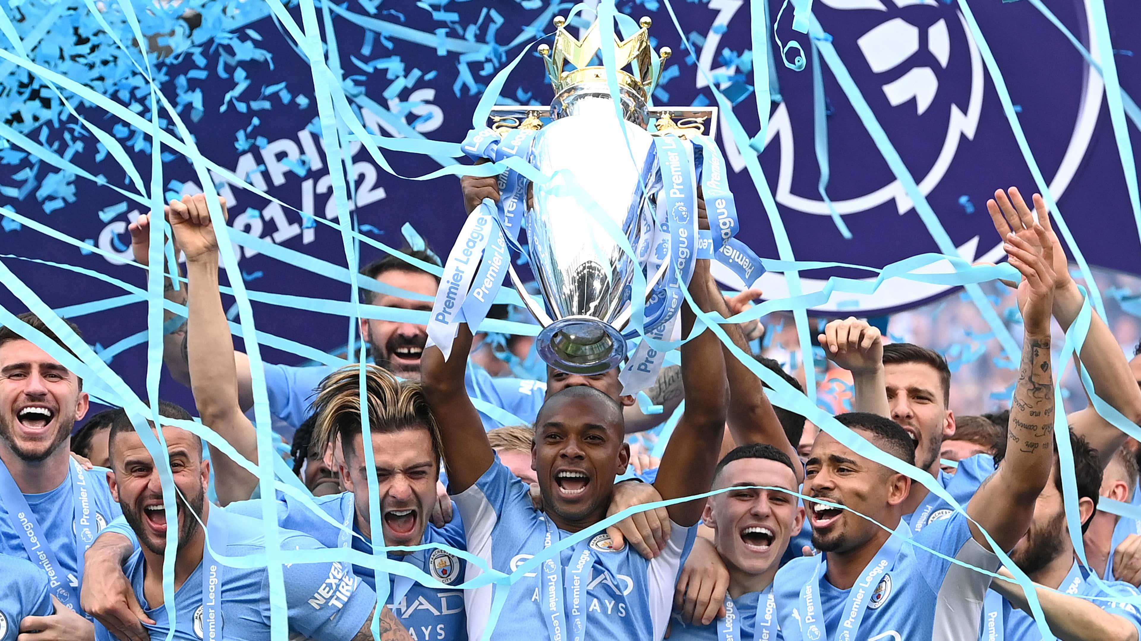 Man City Rallies to Win Premier League, Edging Liverpool by a