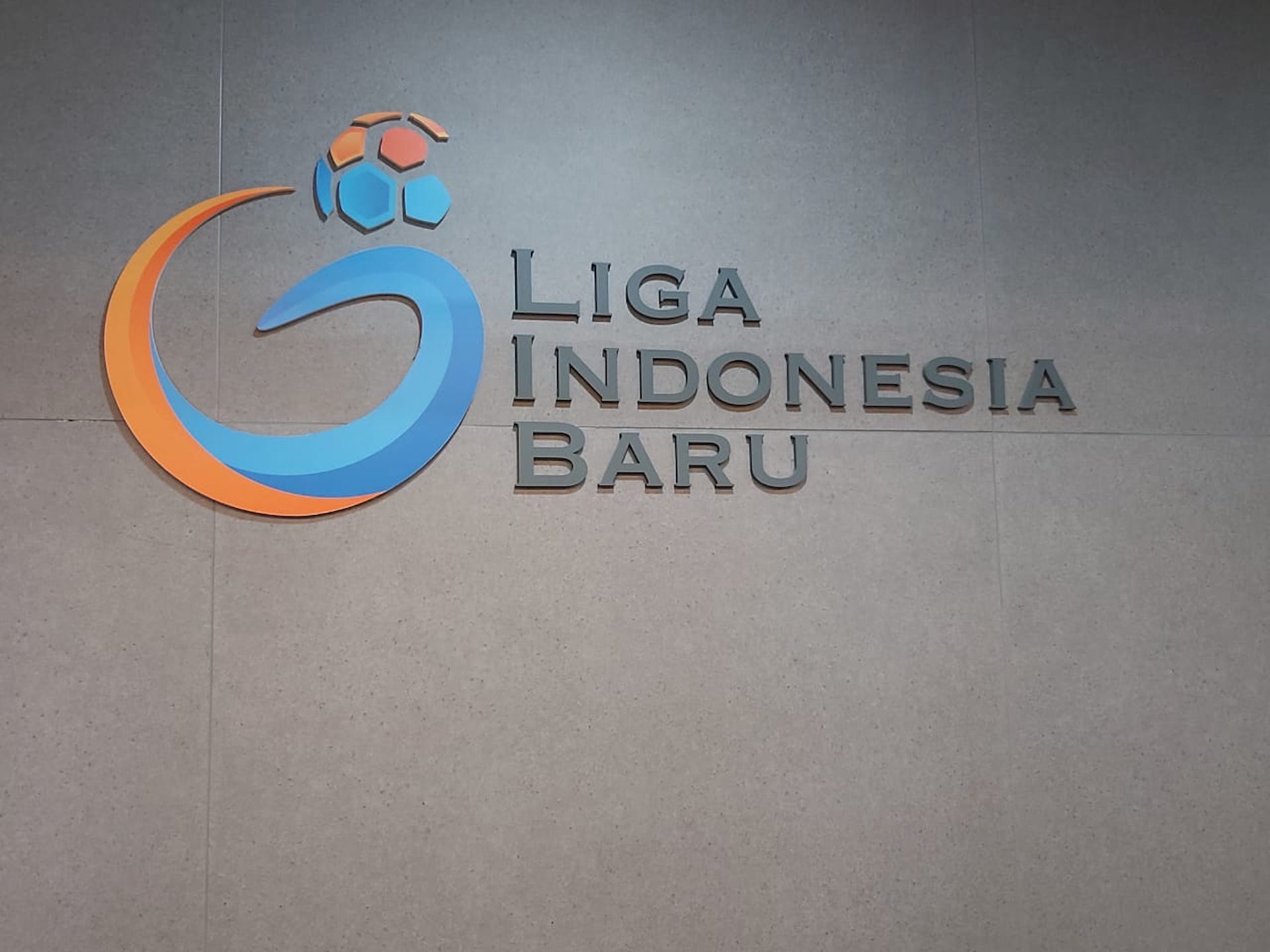 PT Liga Indonesia Baru (logo)