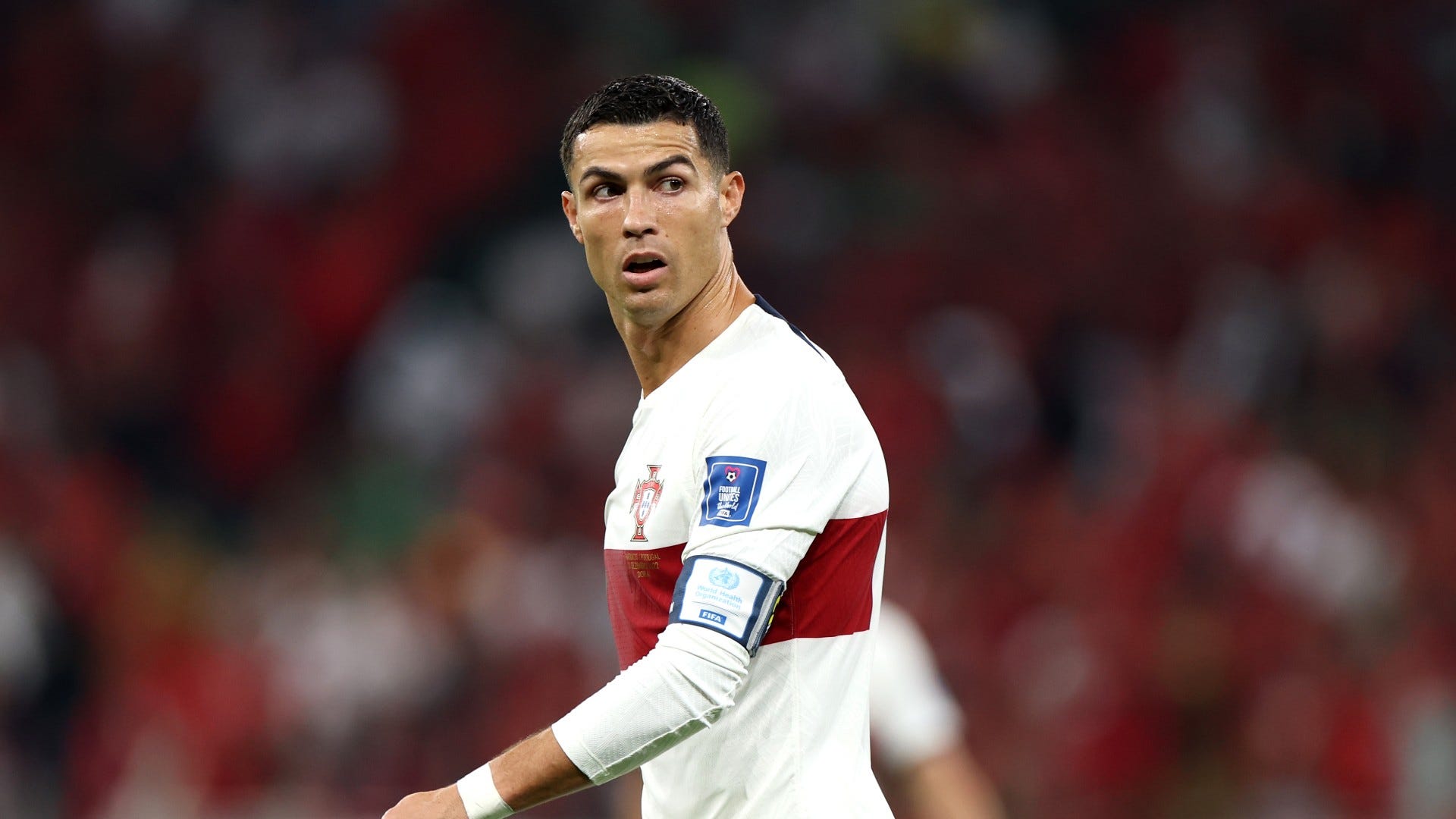 Mais um dia, mais um recorde de Ronaldo!  A lenda portuguesa se torna a melhor internacional depois de entrar como reserva contra o Marrocos