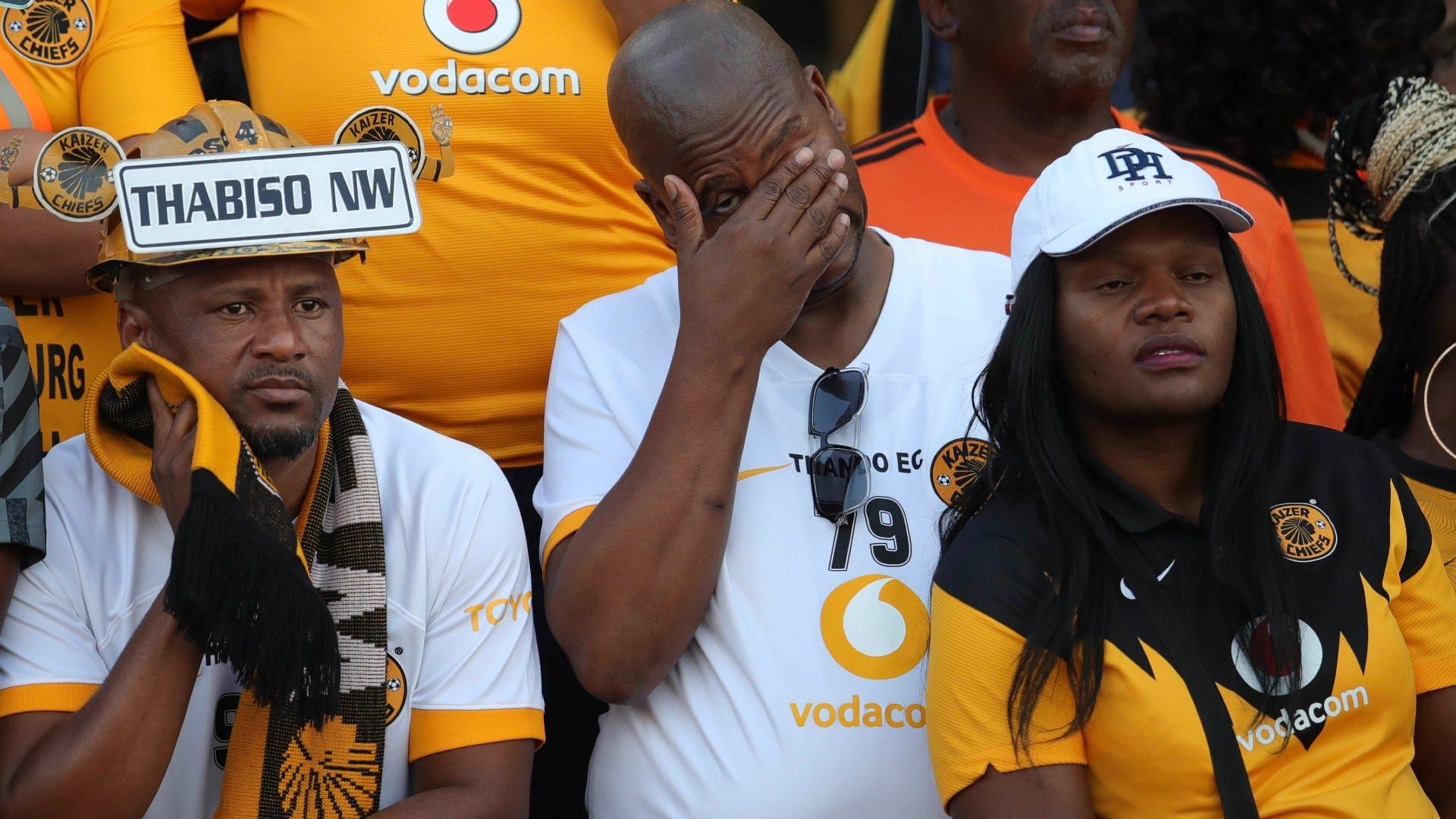 Chiefs and Sundowns fans are in awe with Orlando Pirates - Lucky