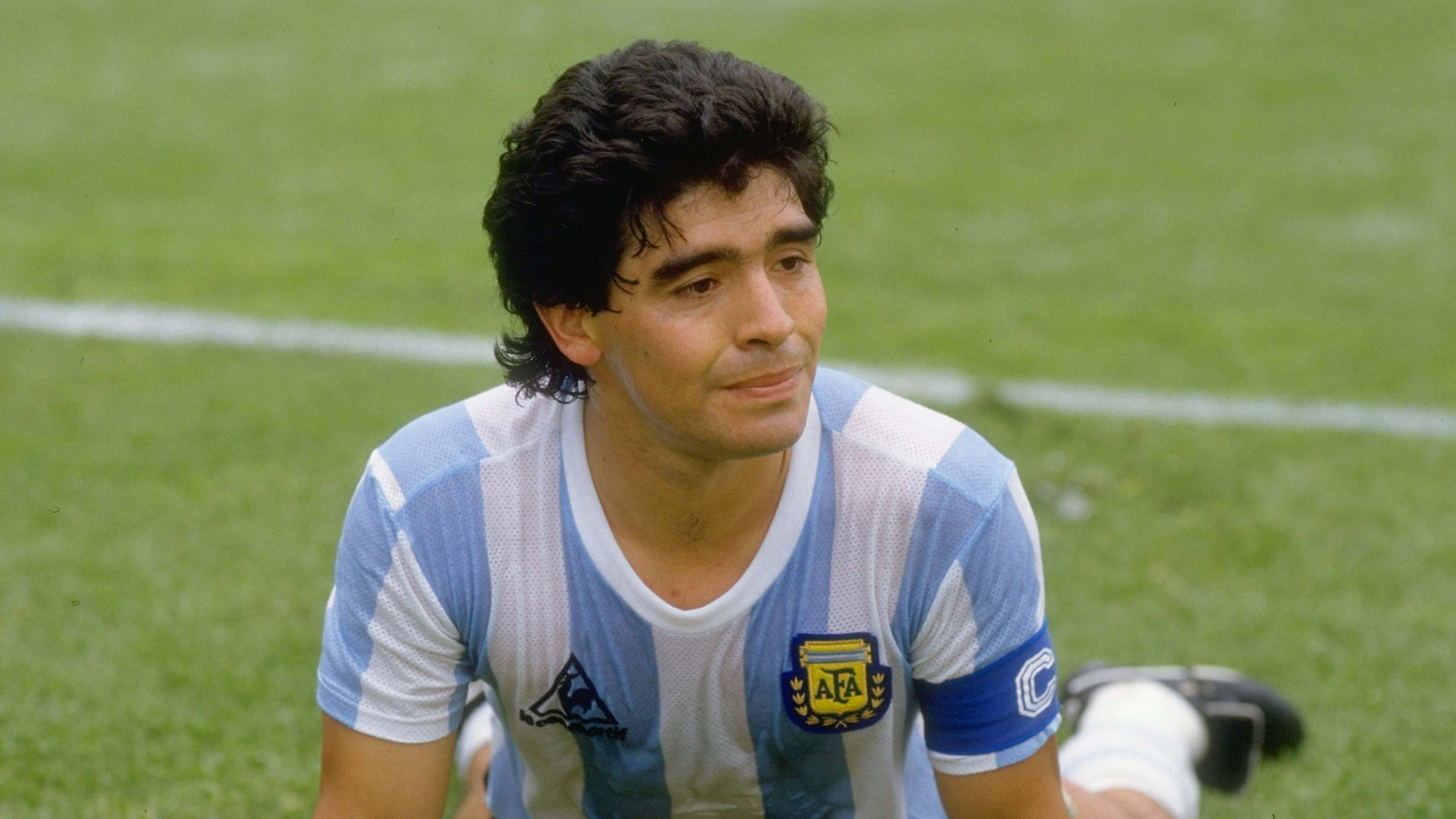 Diego Armando Maradona biography