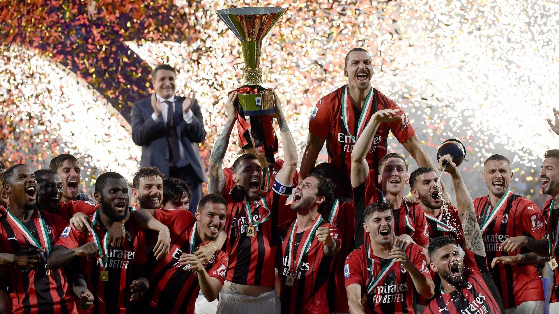 AC Milan Serie A trophy 2021-22