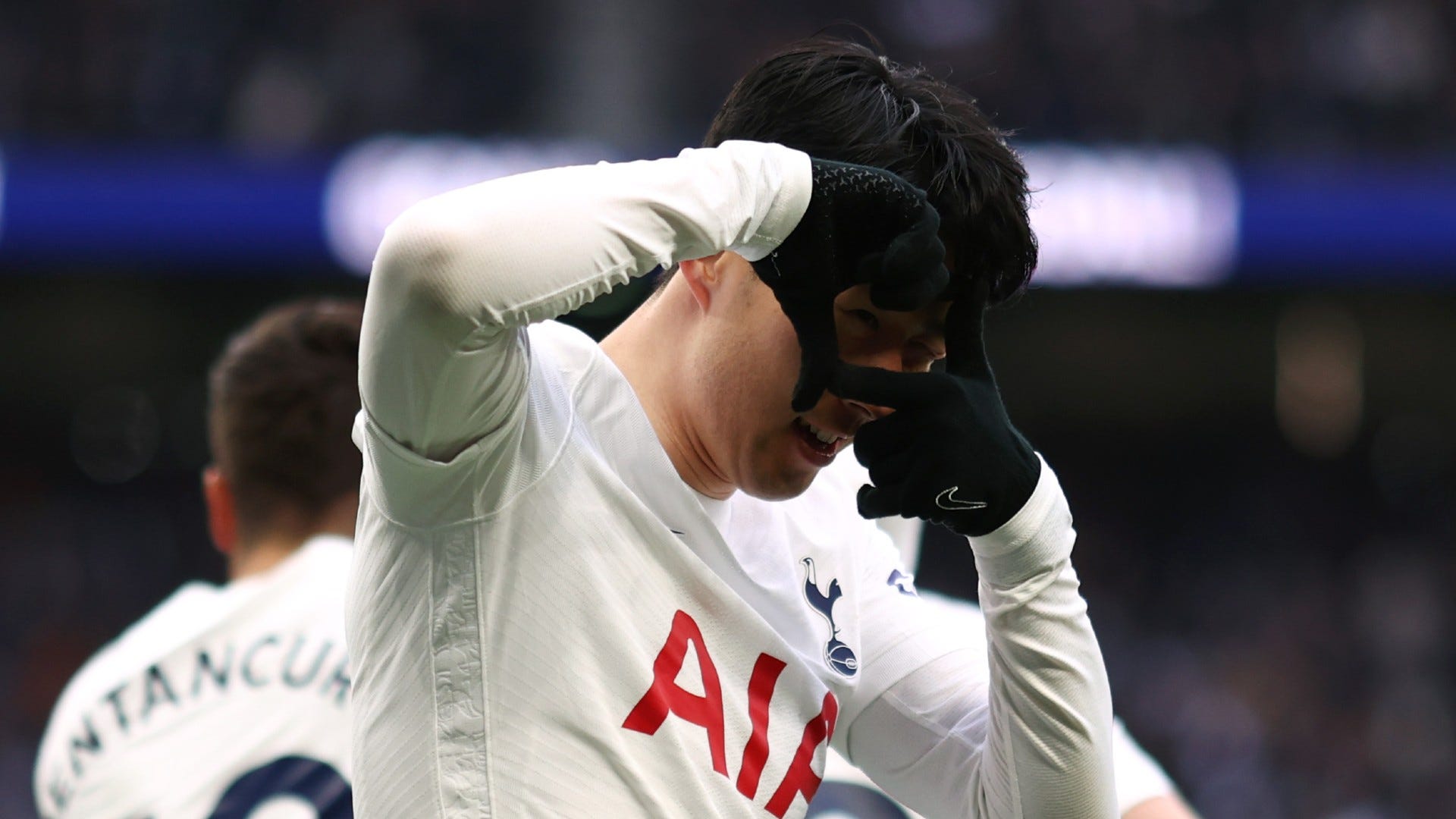 '200 triệu bảng hoặc phá sản' - Tottenham đưa ra chỉ thị chuyển nhượng Son Heung-min quyết liệt trong bối cảnh Liverpool đột kích