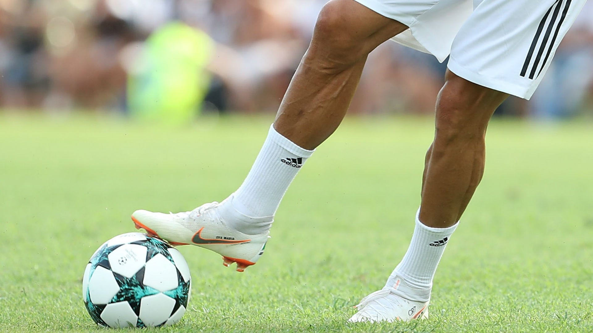 marca deportiva viste y al jugador de la Juventus Cristiano Ronaldo? | Goal.com Espana