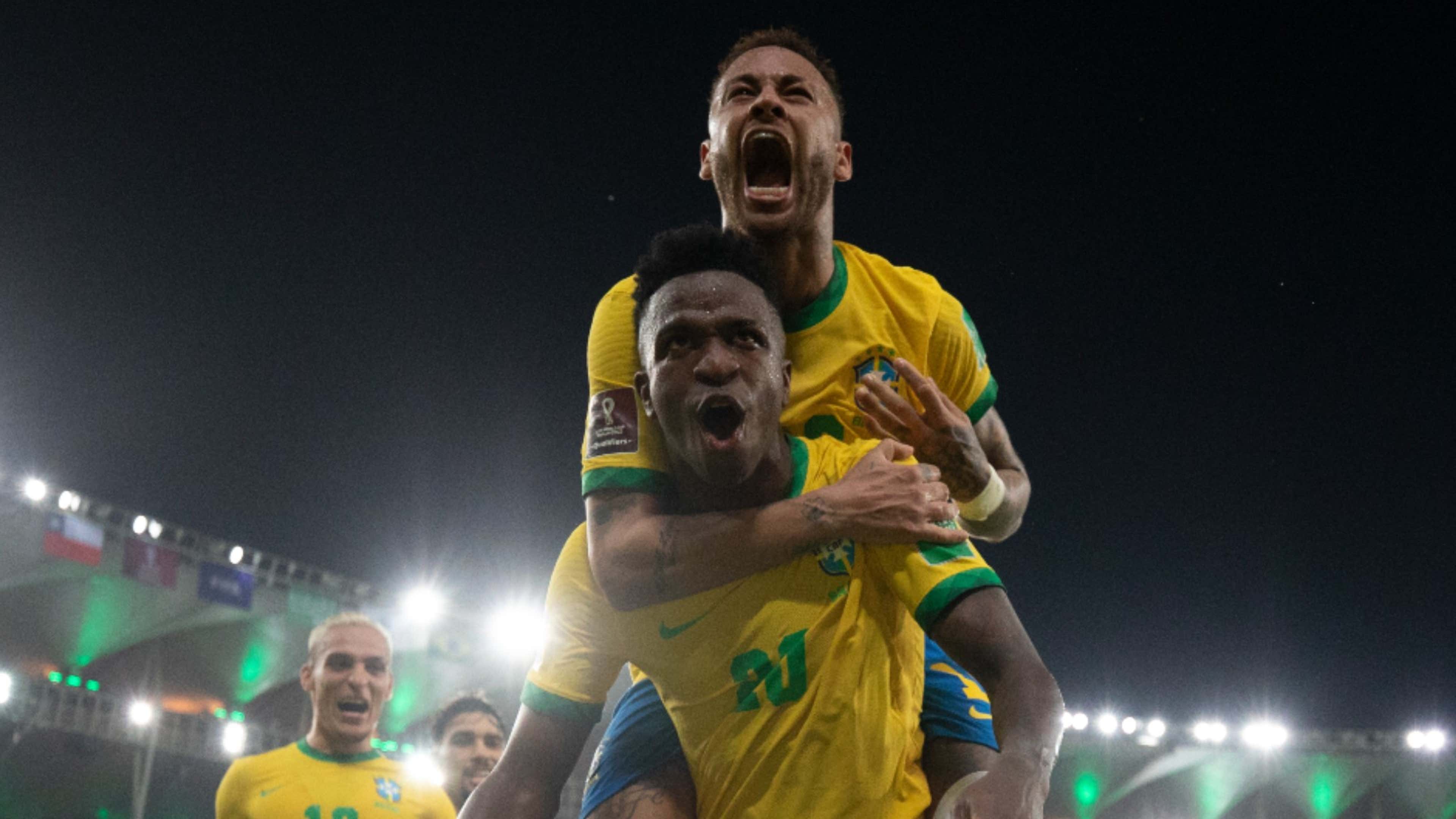 Brasil volta a ser o melhor time do mundo em ranking da Fifa; entidade  sorteia hoje os grupos da Copa