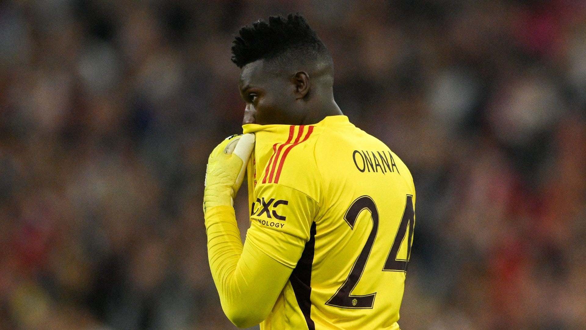 ‘He needs to sew his arms on!’ – TalkSPORT pundit Jamie O’Hara savages Man Utd goalkeeper Andre Onana after huge mistake against Bayern Munich | Goal.com UK