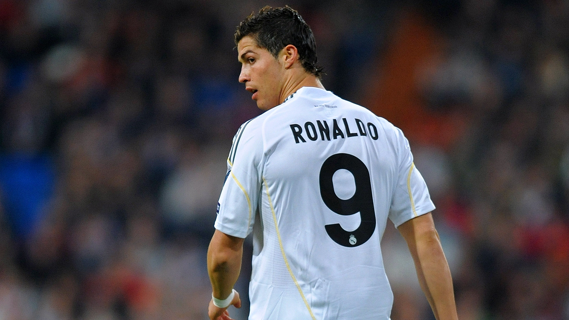 Why does Cristiano Ronaldo wear the No.7 shirt? Goal US