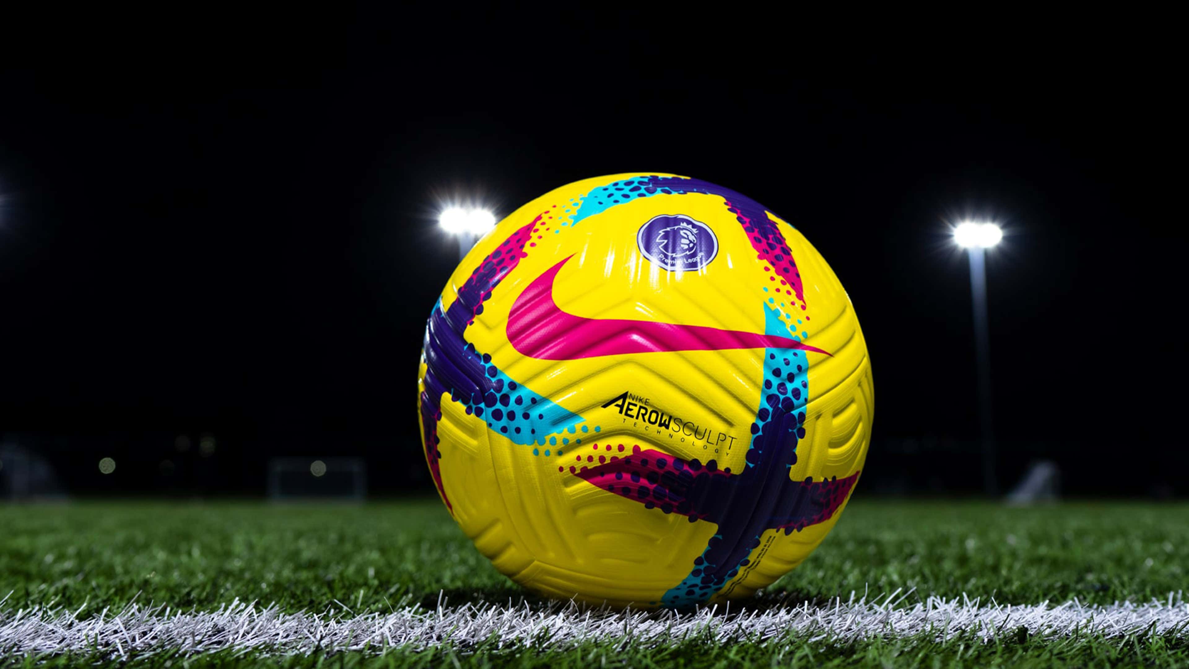 Nova bola Nike Hi-Vis Winter Premier League - Blogs - Fútbol Emotion