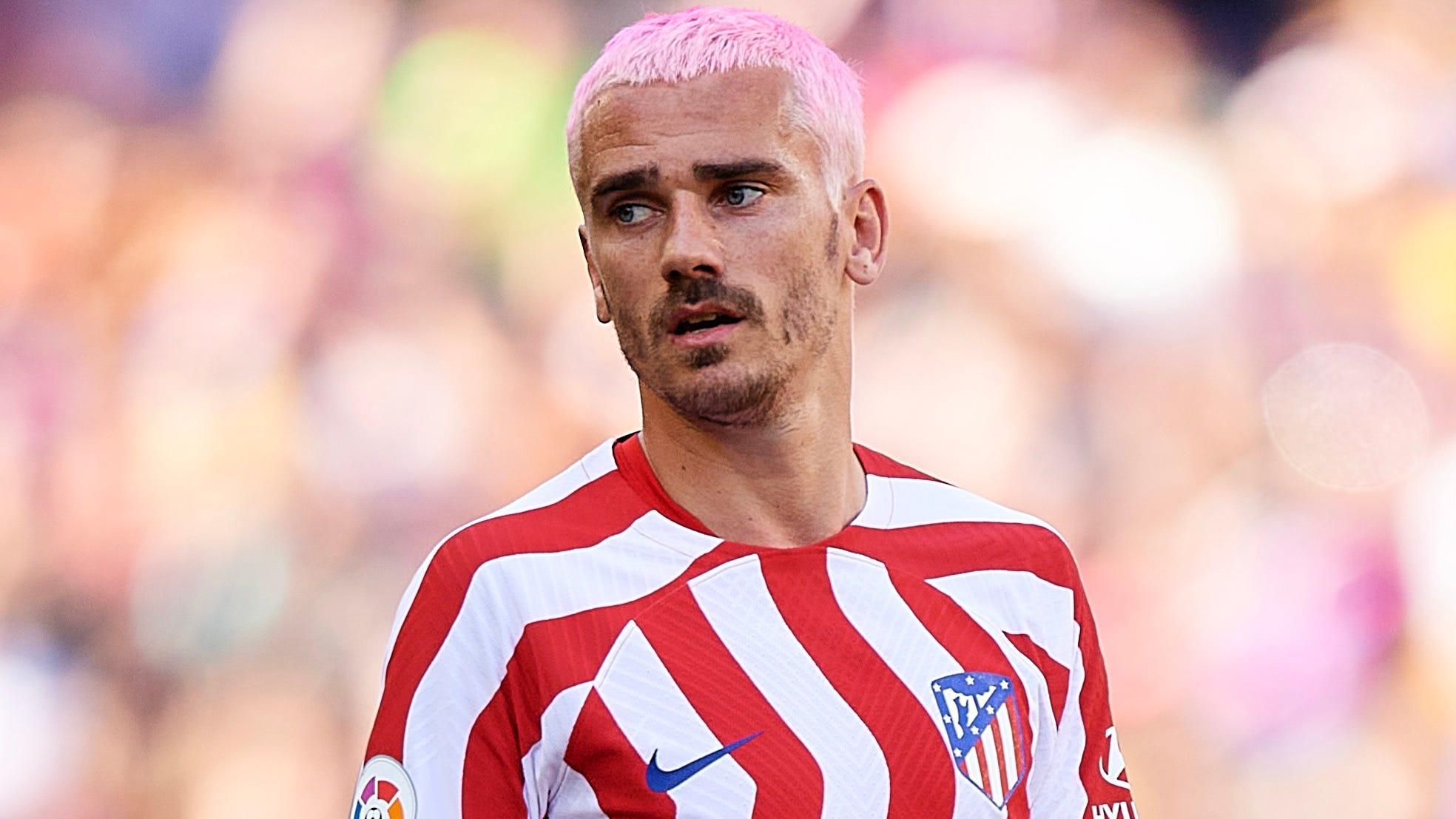 Antoine Griezmann gets over Frances World Cup heartbreak by sporting an  eyecatching new pink buzz  Daily Mail Online