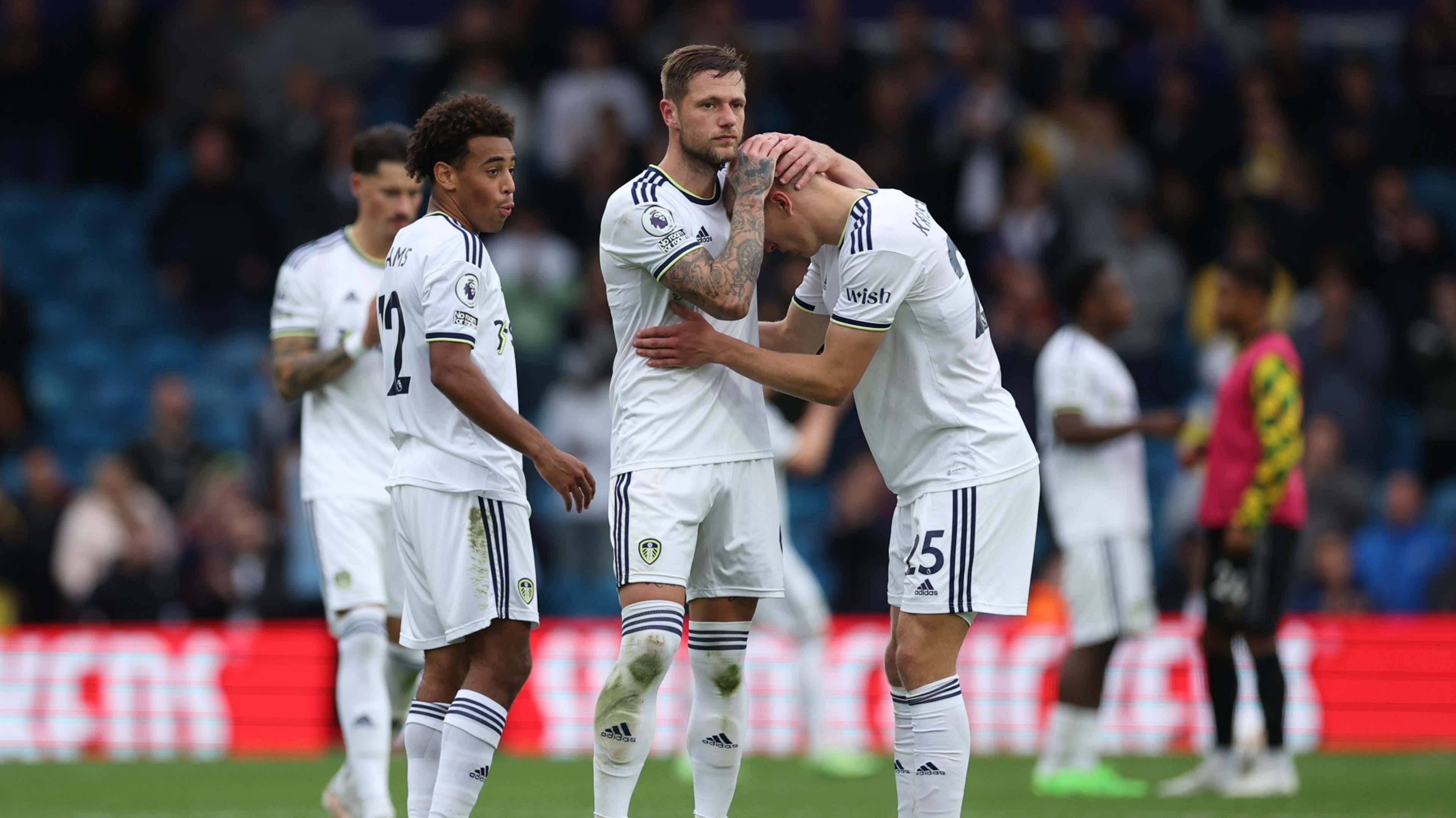Leeds United 2022-23 dejected players