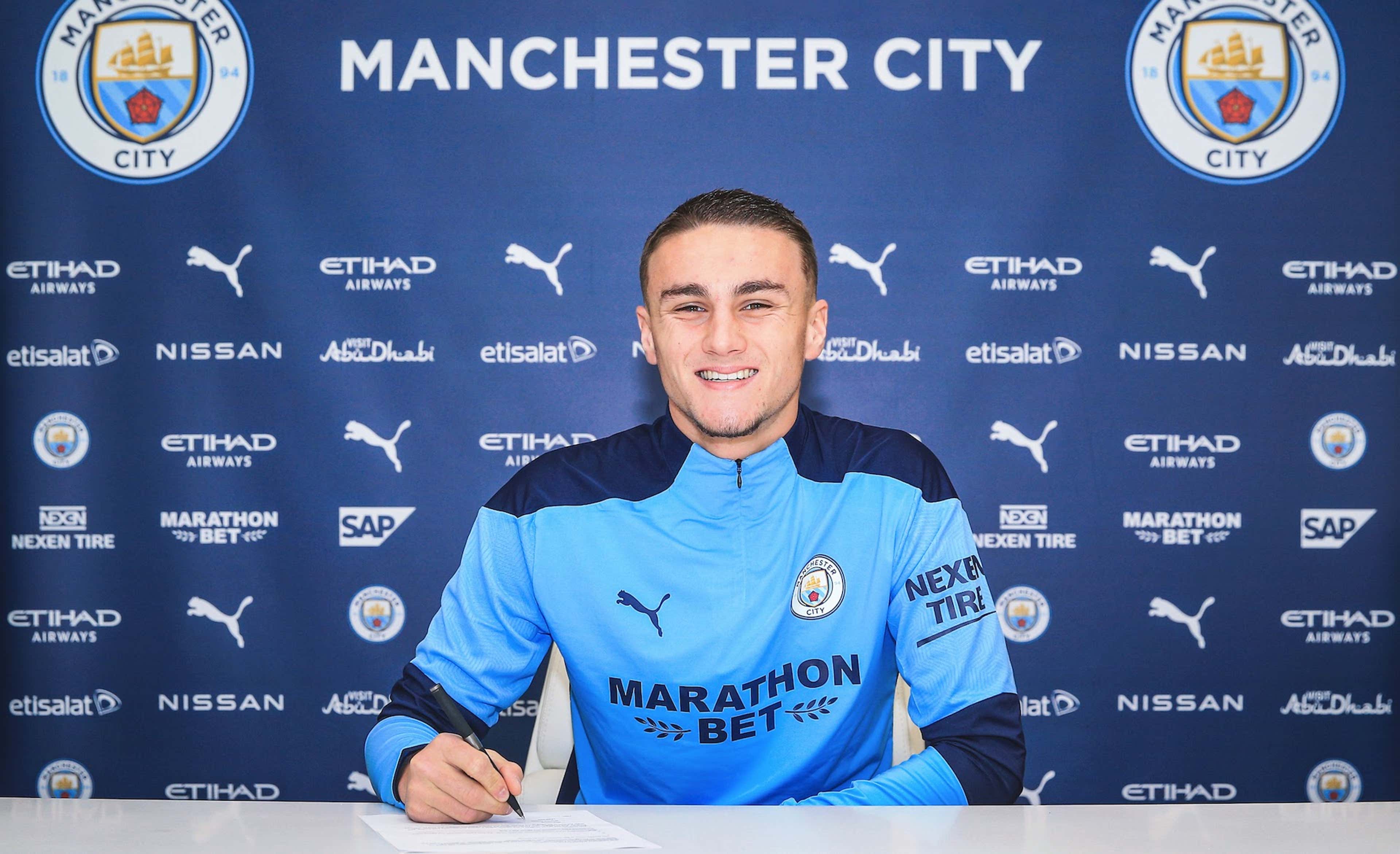 Man City Academy defender Harwood-Bellis signs contract extension |  Goal.com India