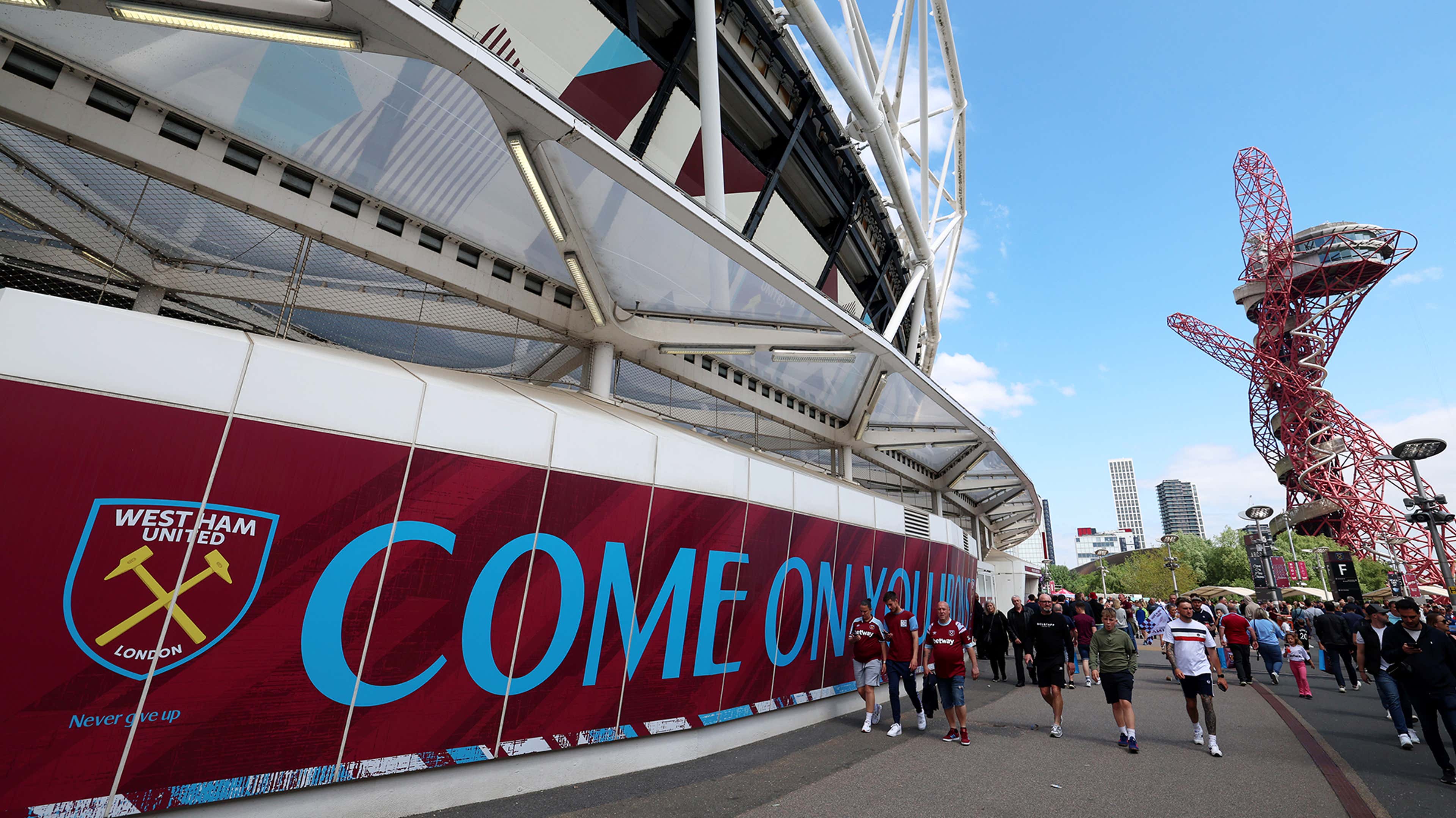 West Ham tickets: Prices, package deals, membership & season ticket  information | Goal.com US
