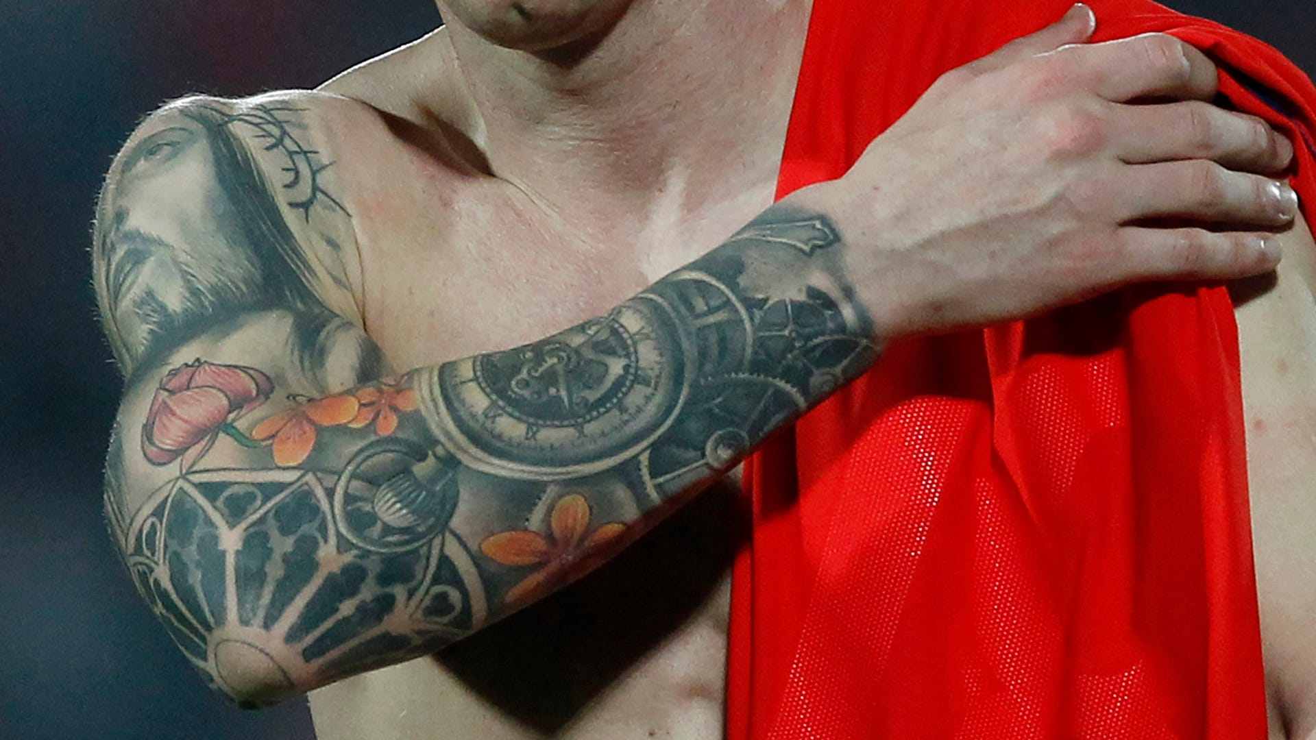Messi s Bad Taste In Tattoos | Soccer Laduma