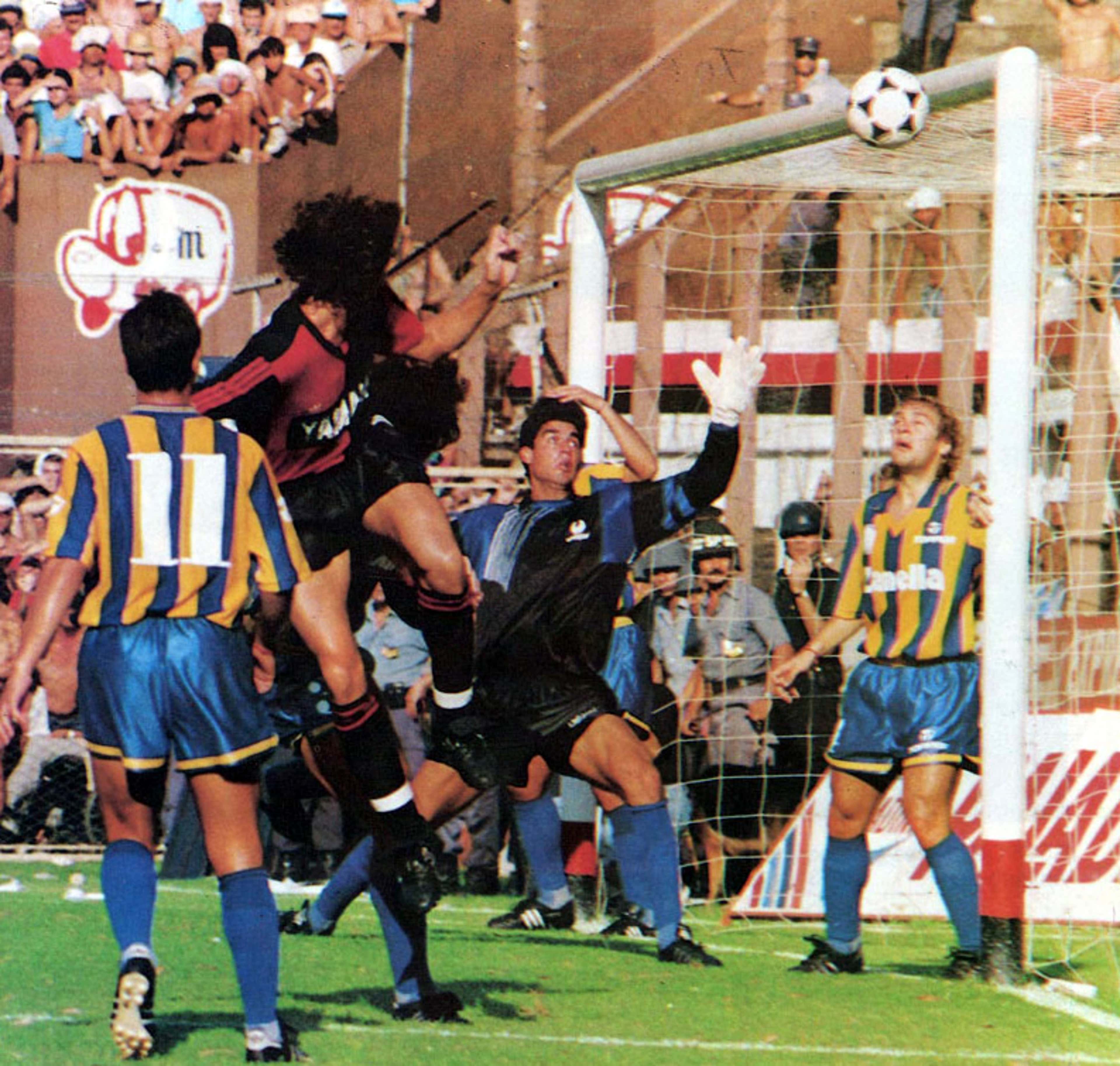 Newells Rosario Central Primera Division 1992