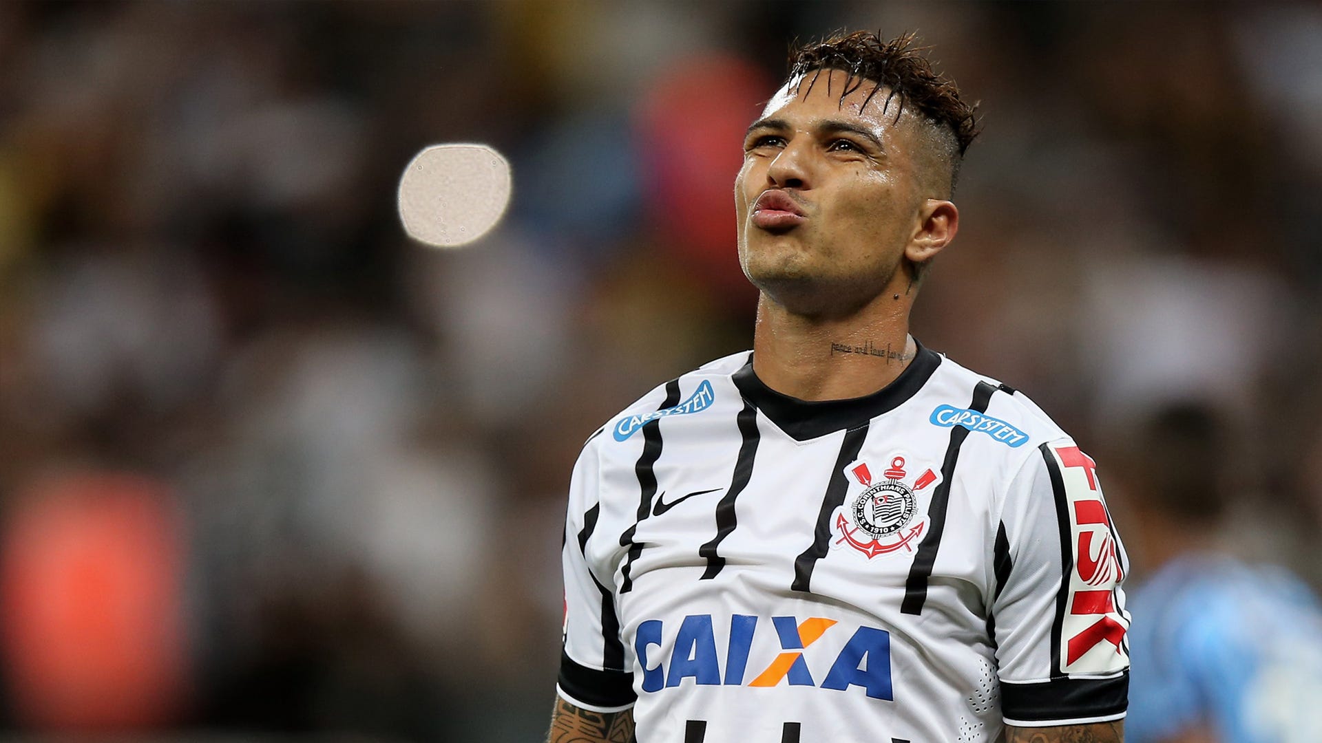 Parça de Guerrero no Racing volta ao radar do Corinthians e Fiel