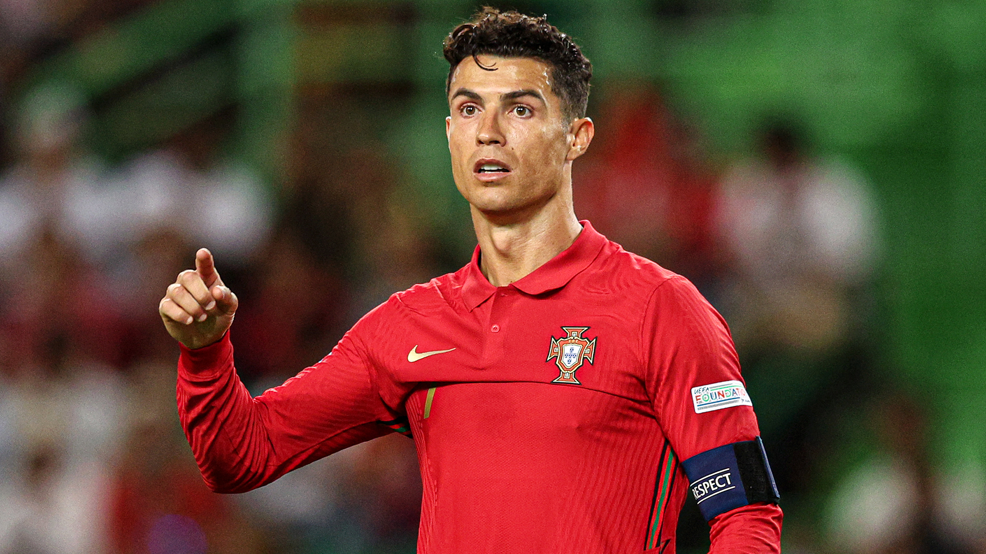 Ronaldo lập hattrick Bồ Đào Nha hòa Tây Ban Nha 33  Hànộimới