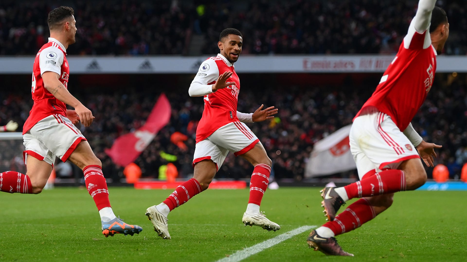 Super-sub Reiss Nelson completes thrilling Arsenal fightback