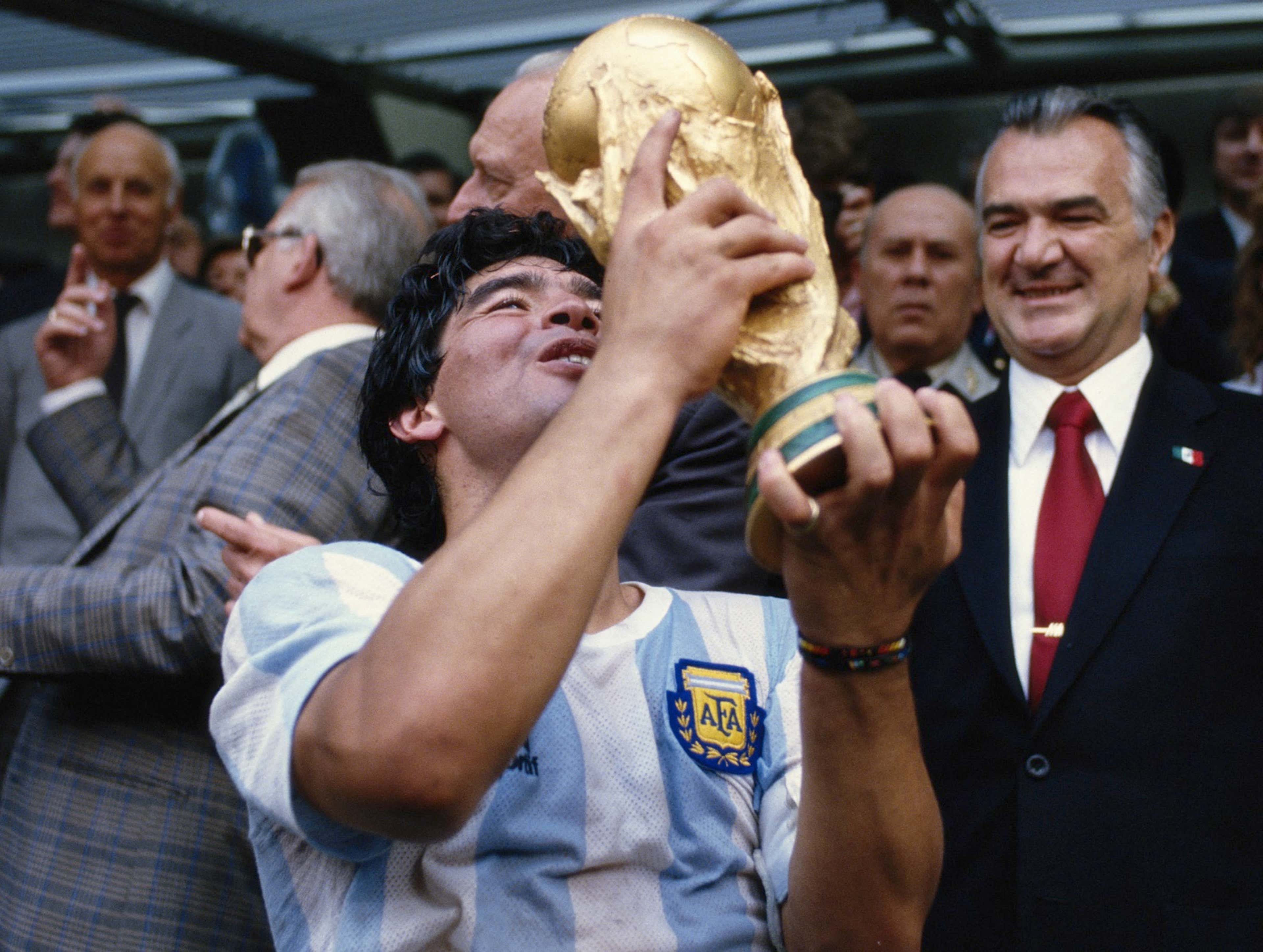 Diego Maradona Argentina West Gemany 1986 FIFA World Cup trophy