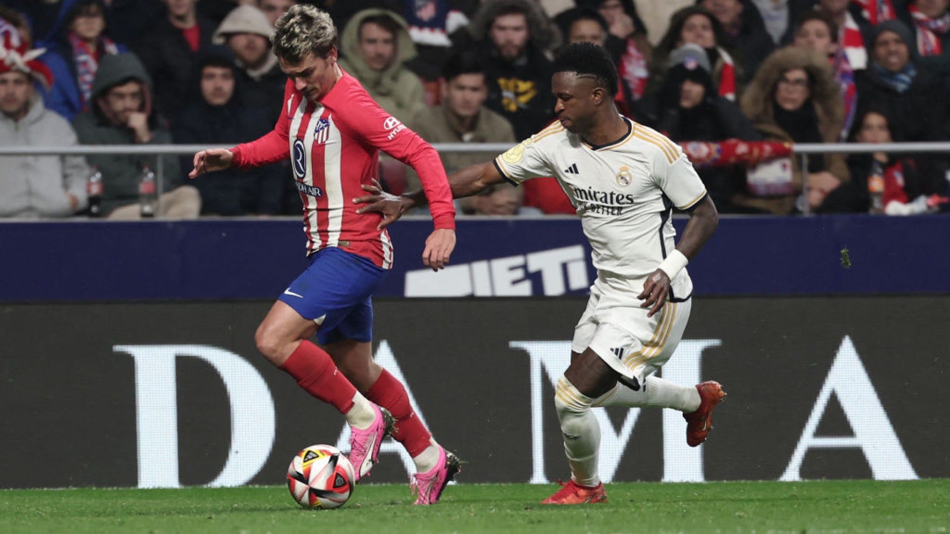 A qué hora juega Real Madrid vs Atlético? Partido de Liga de España - Grupo  Milenio