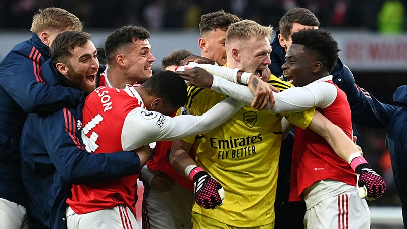 Arsenal celebrating win over Bournemouth in Premier League (810)