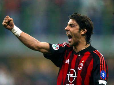Manuel Rui Costa llegó procedente de la Fiorentina por 42 millones de Euros en 2001. GALERÍA.