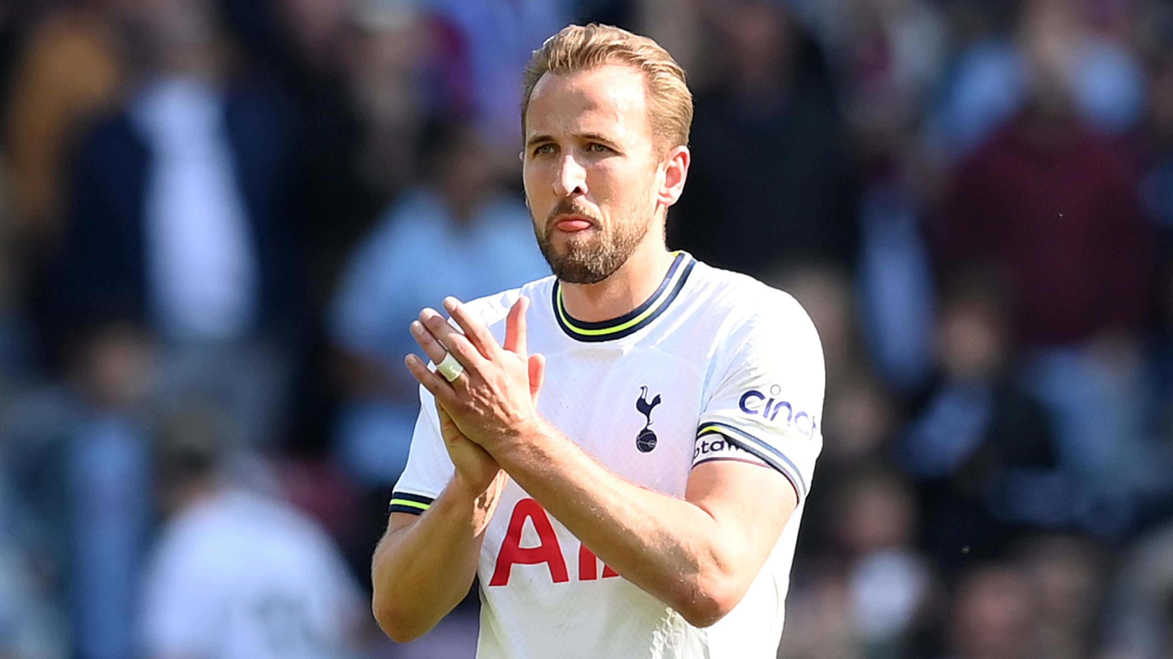 Transfer blow for Man Utd? Harry Kane hints he could stay at
