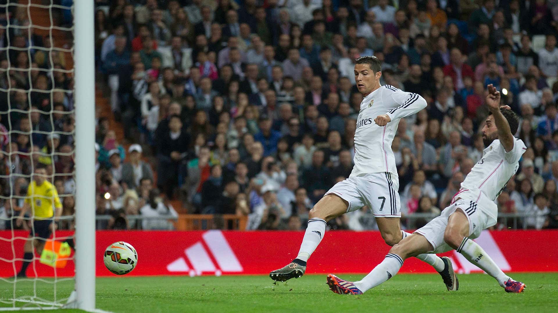Cristiano Ronaldo Arbeloa Real Madrid goal 29042015