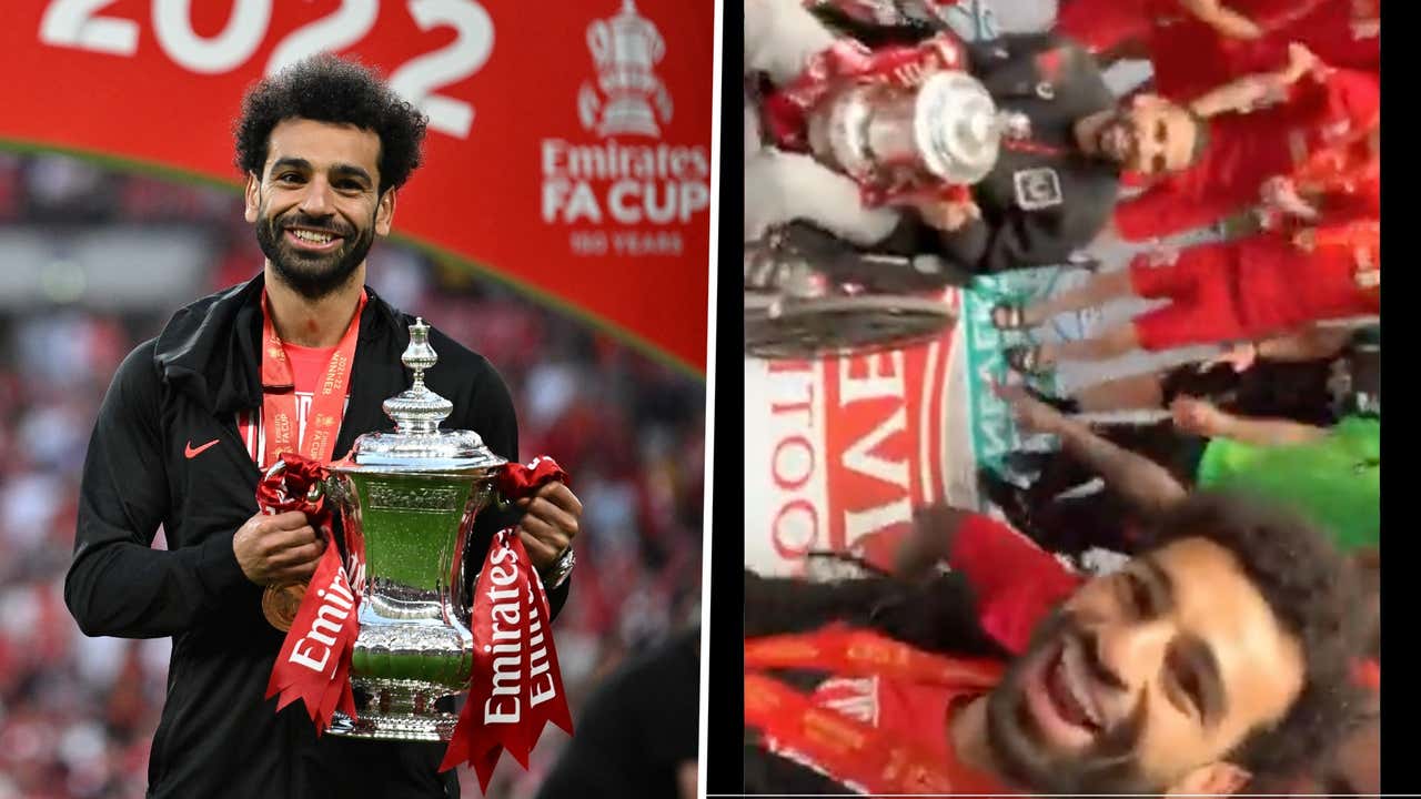 VIDEO: Salah und Co. feiern FA-Cup-Triumph mit an ALS leidendem ägyptischen Ex-Profi | Goal.com