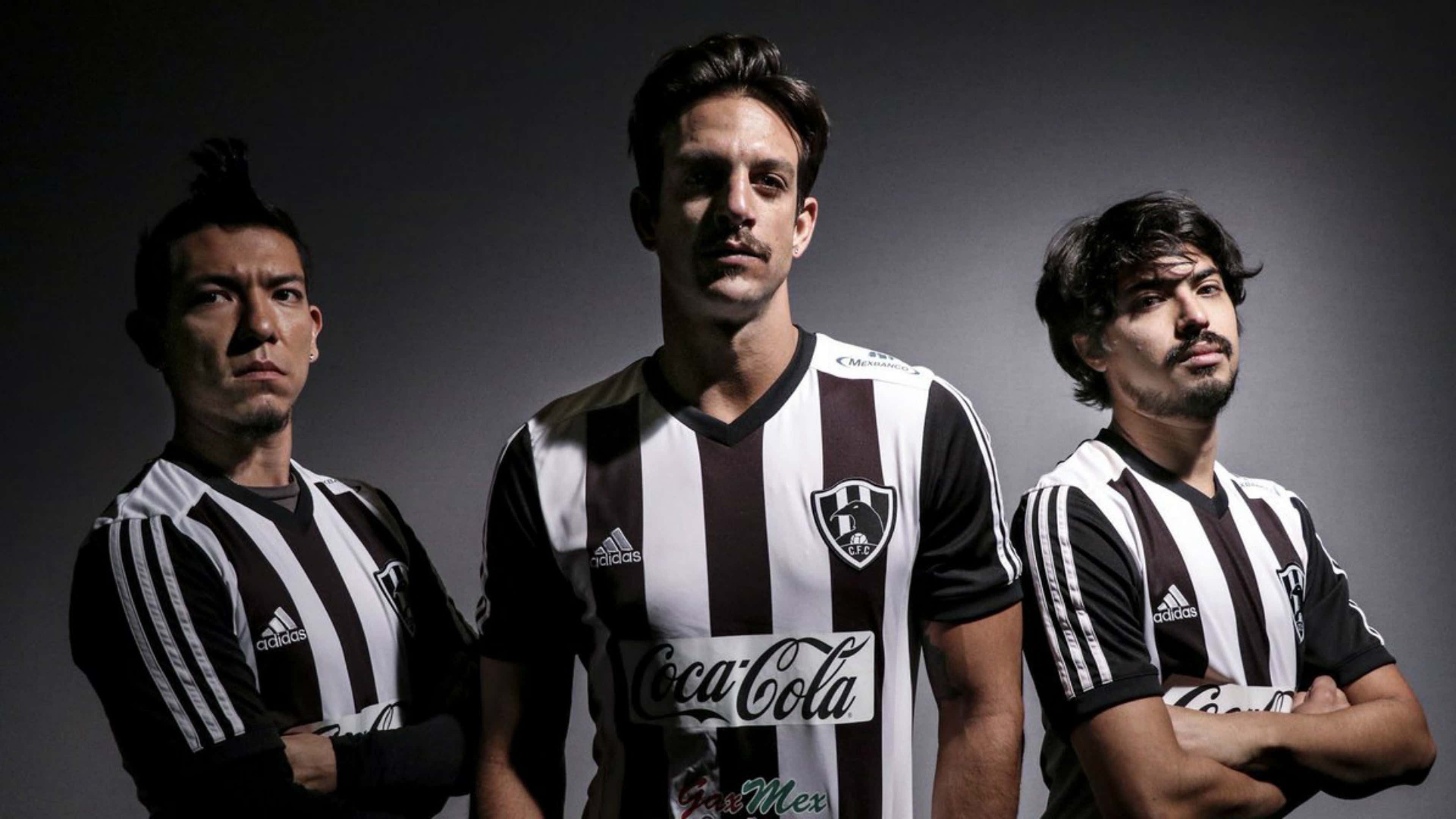 Filtran las posibles nuevas camisetas de de Cuervos | Goal.com México