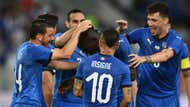 Italy celebrates Balotelli goal vs. Saudi Arabia