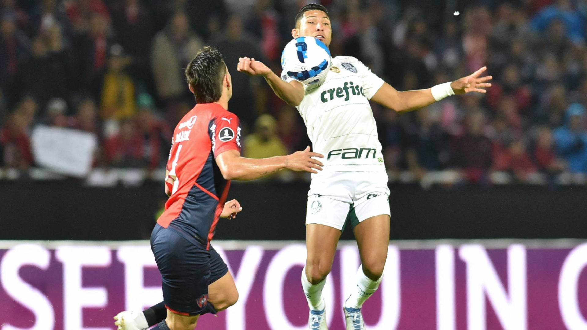 Pelas oitavas, Palmeiras bate Cerro Porteño por 3 a 0 no Paraguai