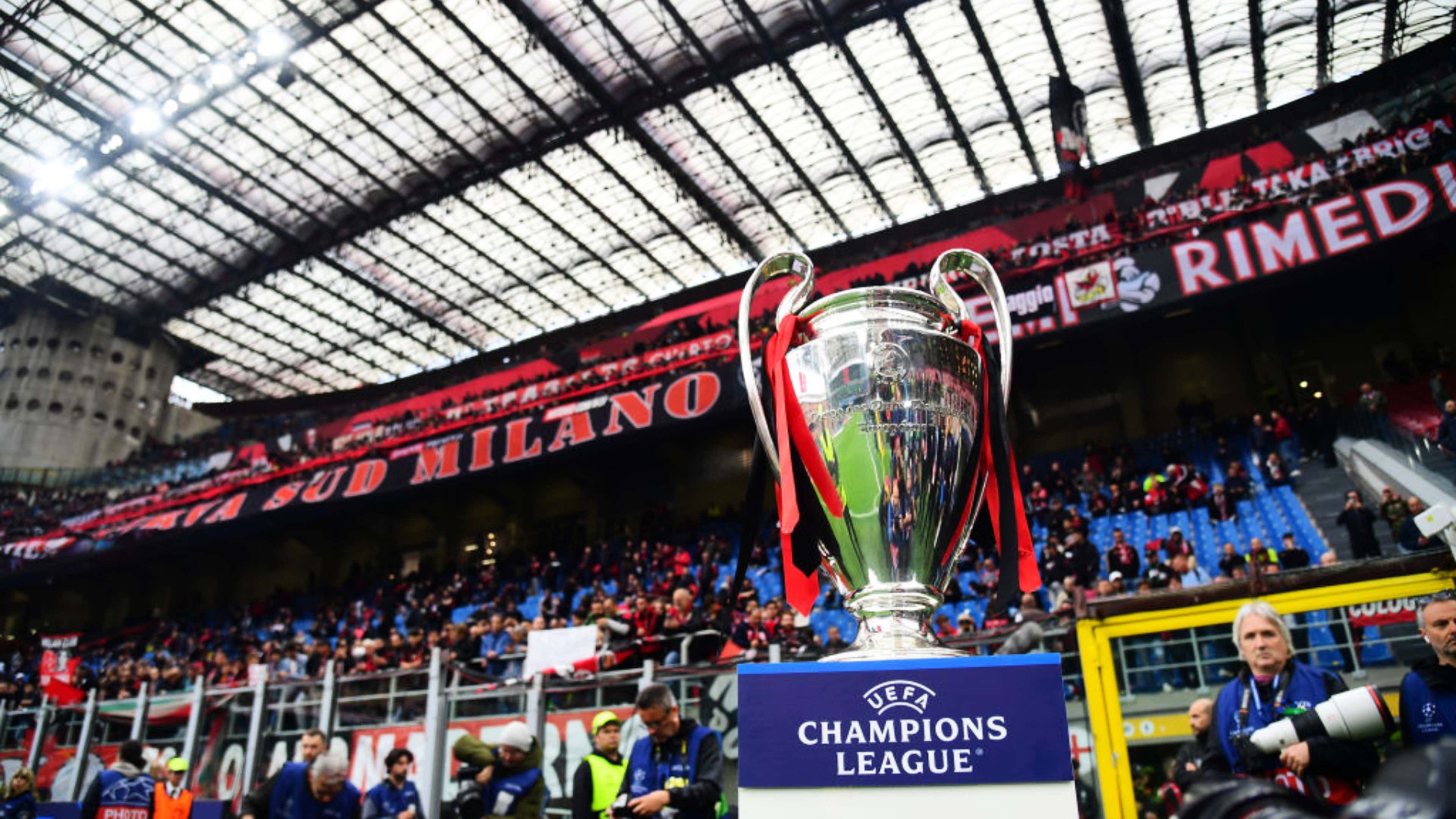 Milan fans Champions League San Siro