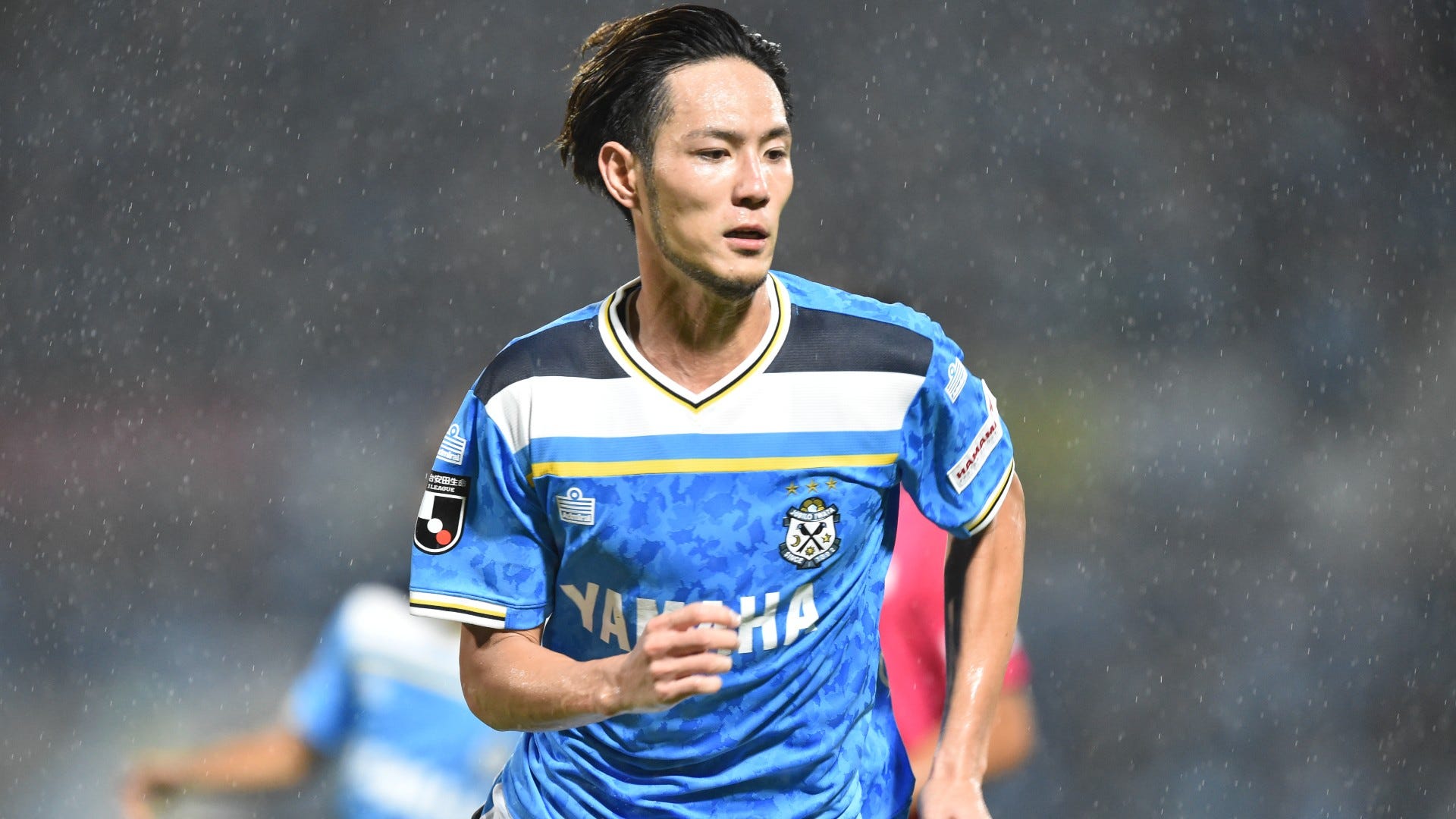 杉本健勇 完全移籍で磐田へ チームを降格させてしまったこと 責任を感じています このままでは終われないと Goal Com 日本