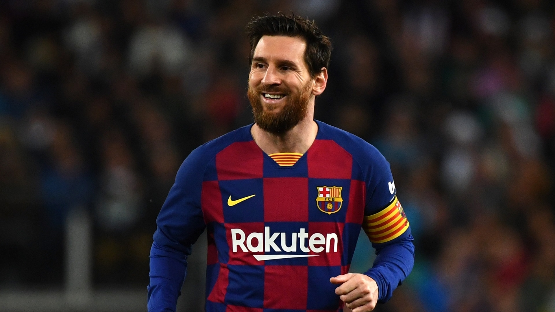 Messi được hoan nghênh nhiệt liệt khi lên sân khấu tại nhà hát Buenos Aires