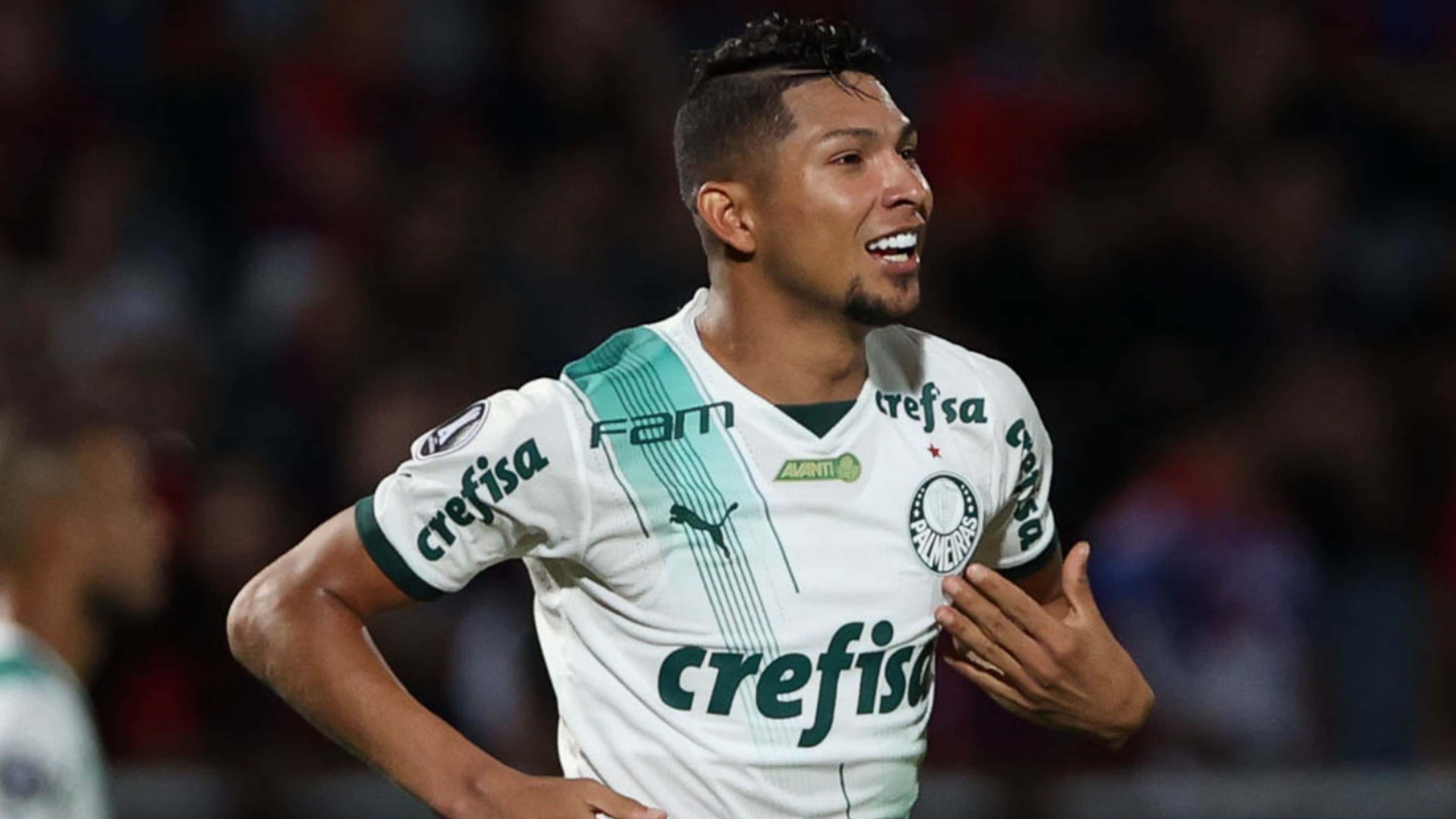 Rony comemora mais um gol pelo Palmeiras na Libertadores 2023