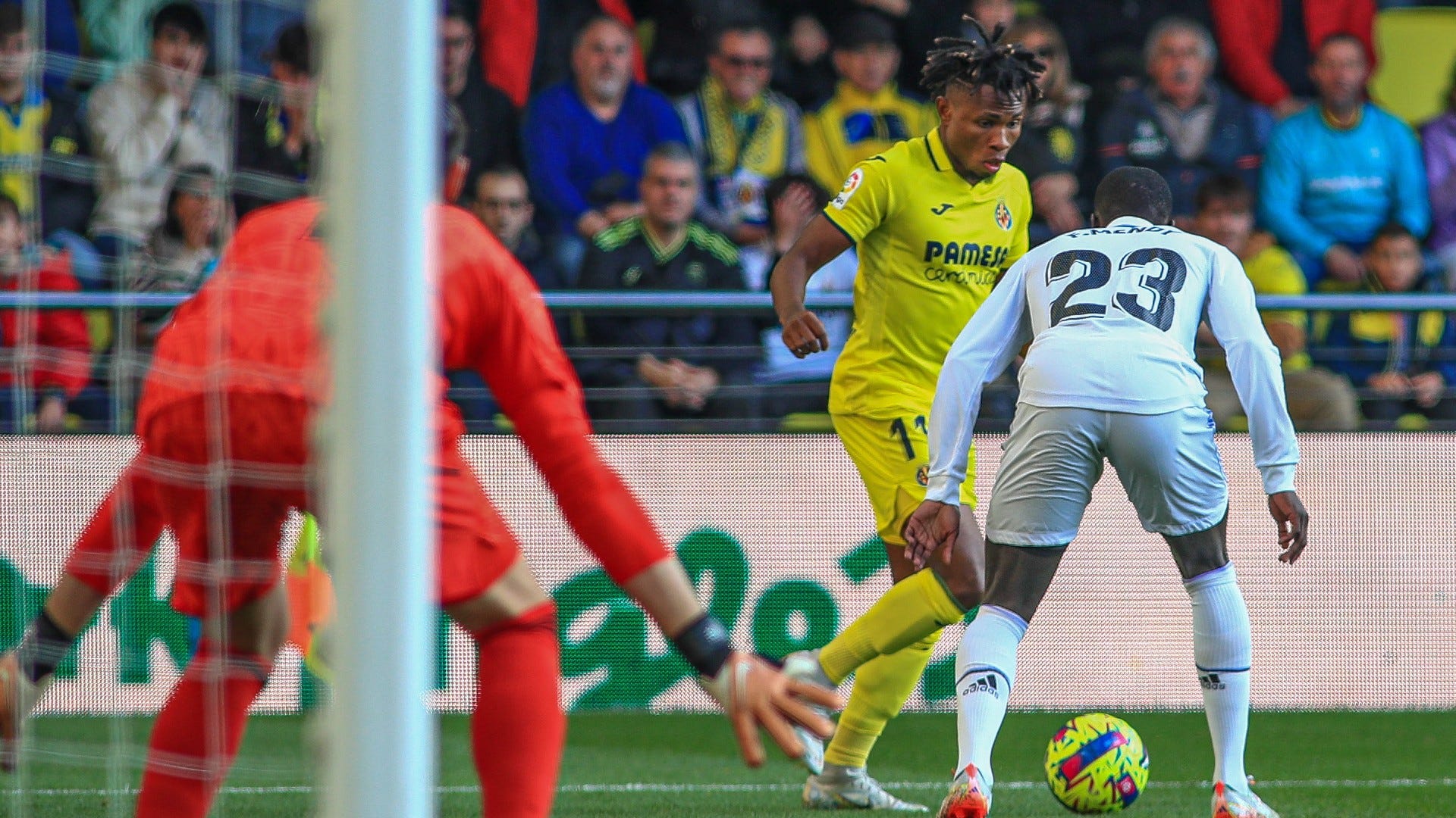 Chukwueze shines as Real Madrid suffer shock defeat against Villarreal |  Goal.com Nigeria