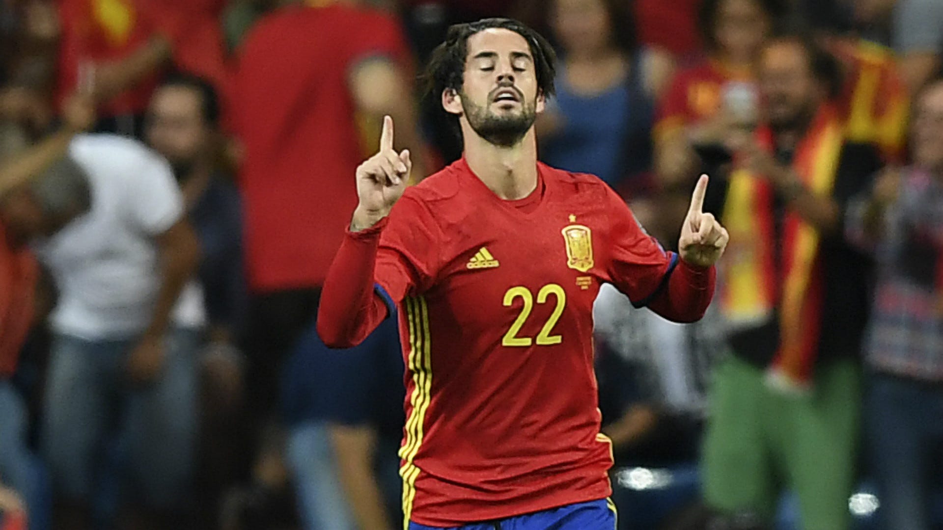 ataque gráfico El otro día Isco calcó en La Rosaleda su gol con España ante Italia | Goal.com Espana