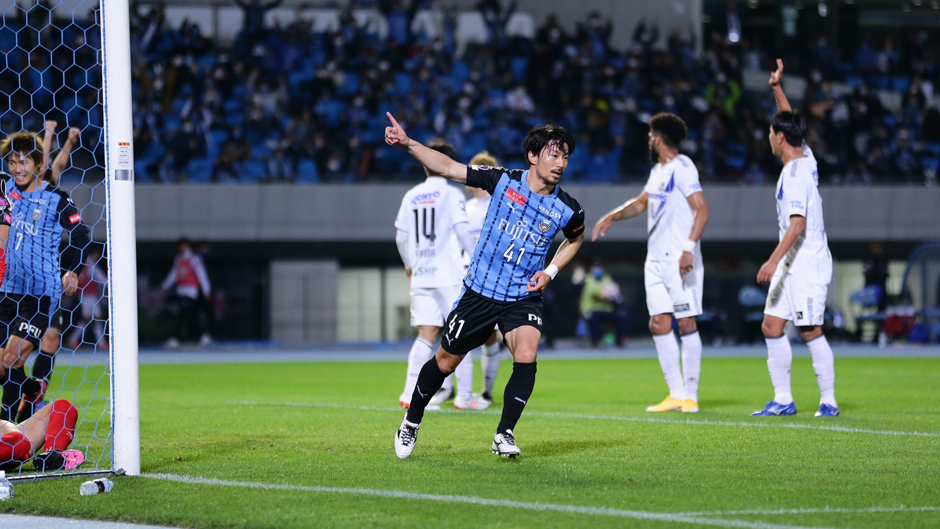 動画 川崎フロンターレがガンバ大阪粉砕で最速優勝 史上最多勝ち点達成 Jリーグ Goal Com 日本