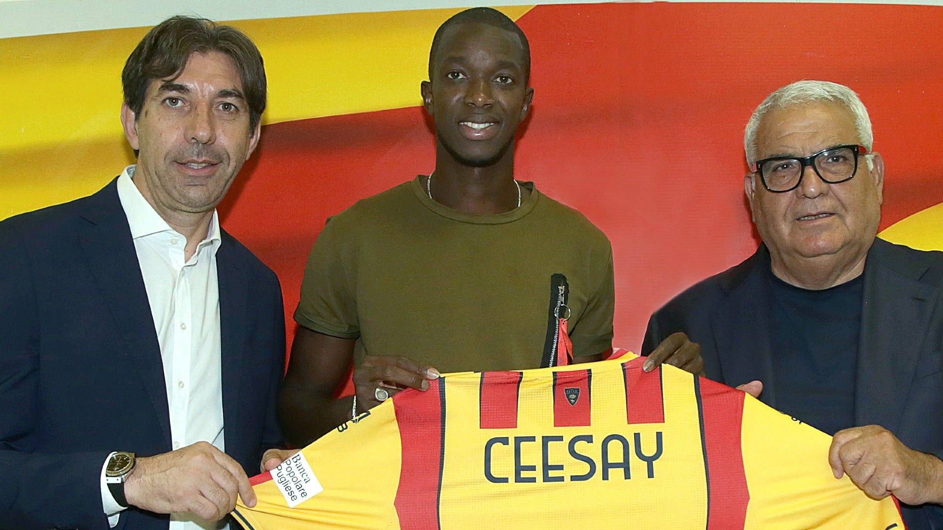  US Lecce sign Assan Ceesay from the Gambia.