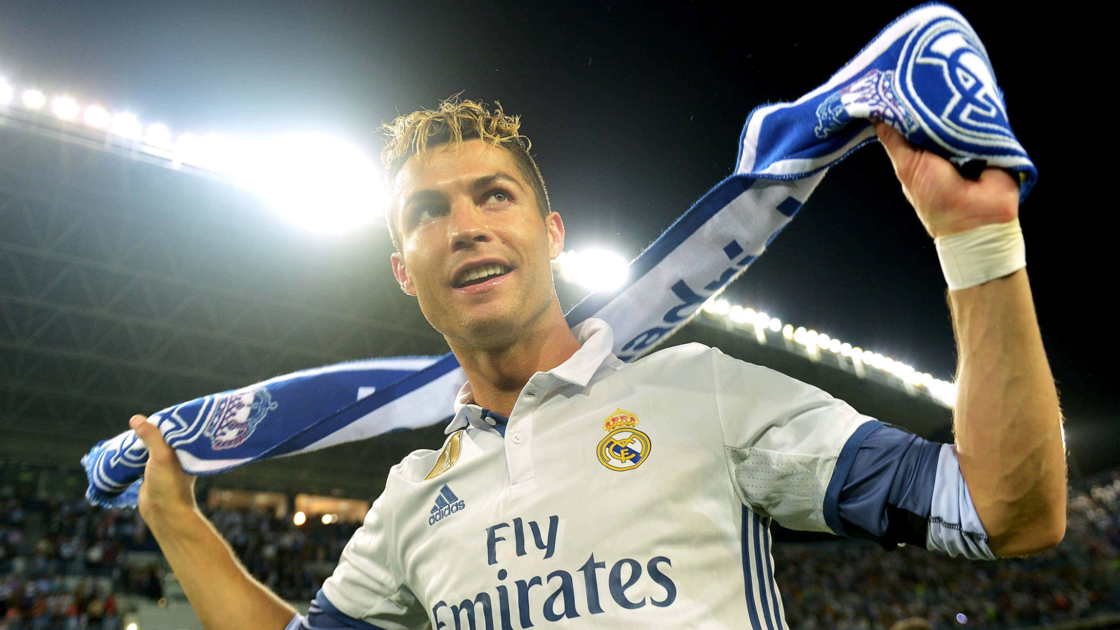 Cristiano Ronaldo é o melhor jogador do mundo e da história do futebol″