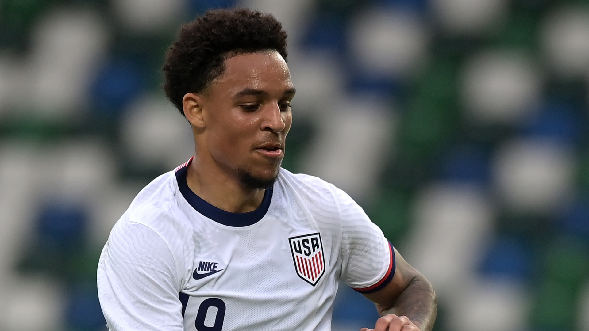USMNT star Bryan Reynolds linked with Premier League transfer - with West  Ham among clubs interested in Roma full-back