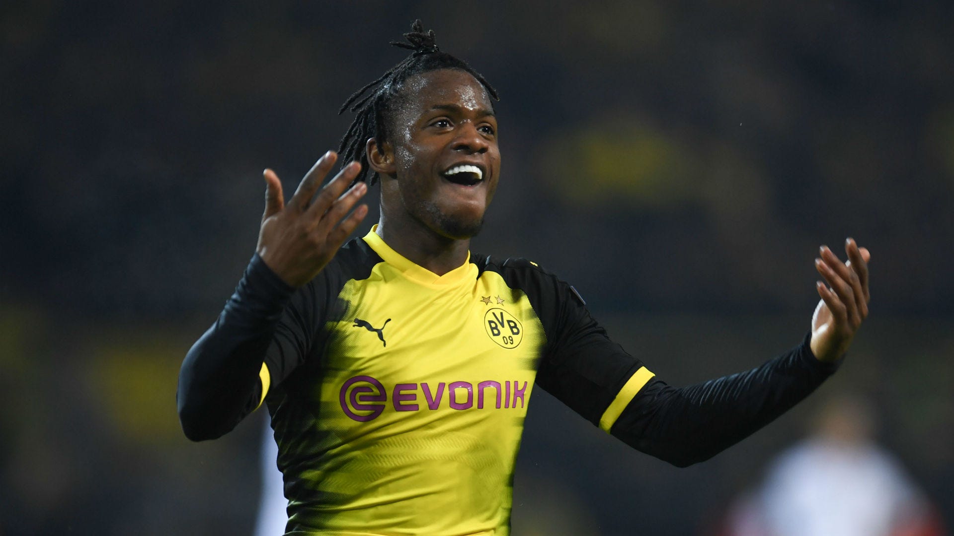 Michy Batshuayi transfer news: Striker airs Chelsea frustration following  record-breaking start at Borussia Dortmund | Goal.com Tanzania